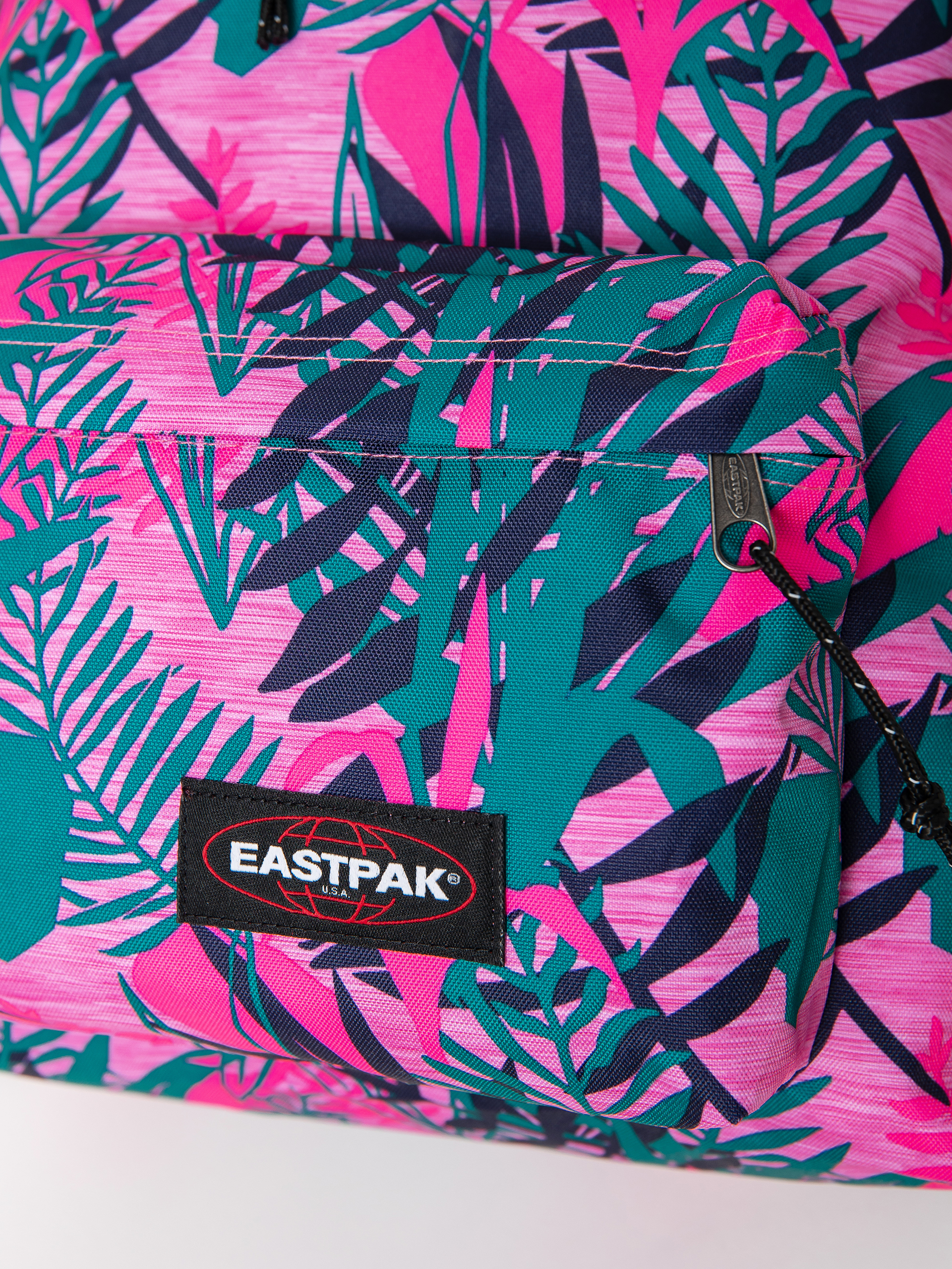 Eastpak Padded Pak R Backpack (brize rose)
