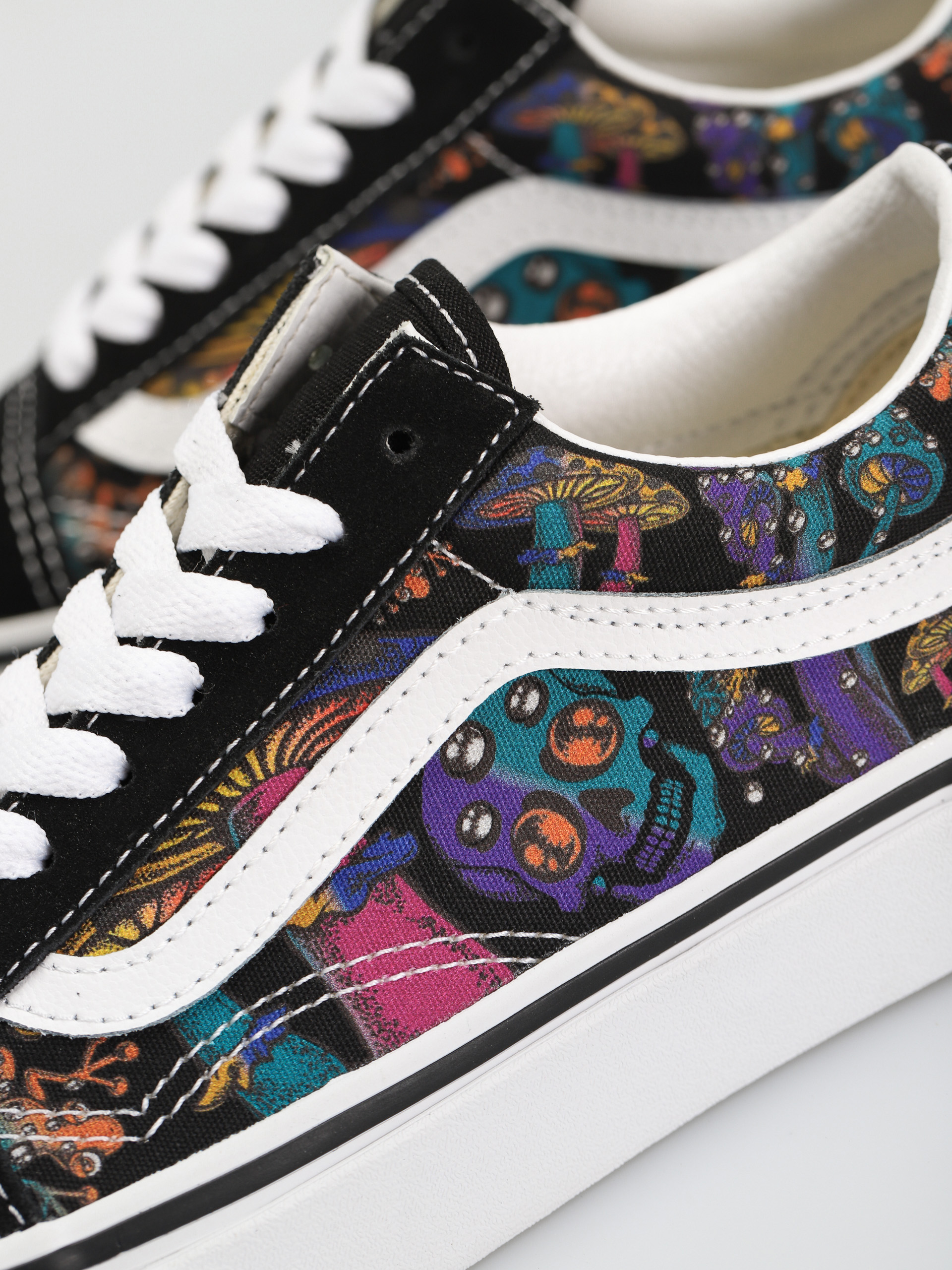 Vans Old Skool Shoes (trippy drip black multi)