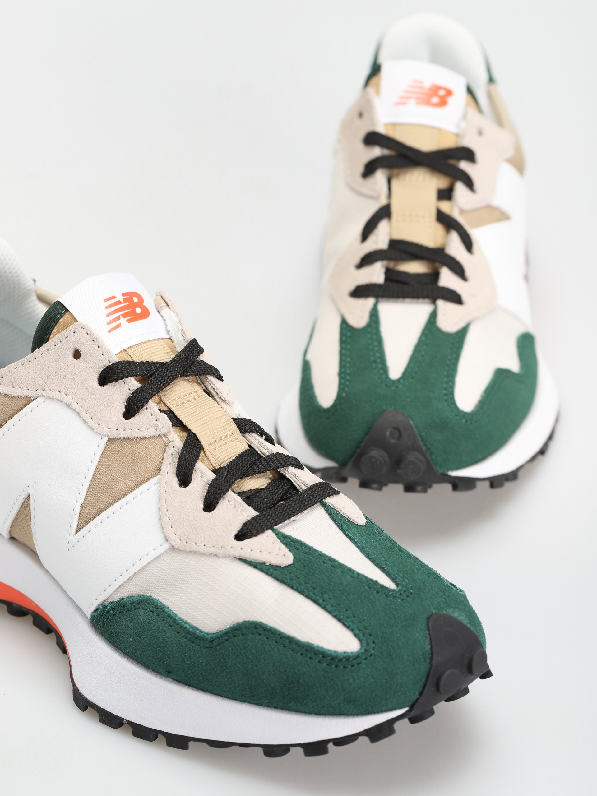 New Balance 327 Schuhe (incense)