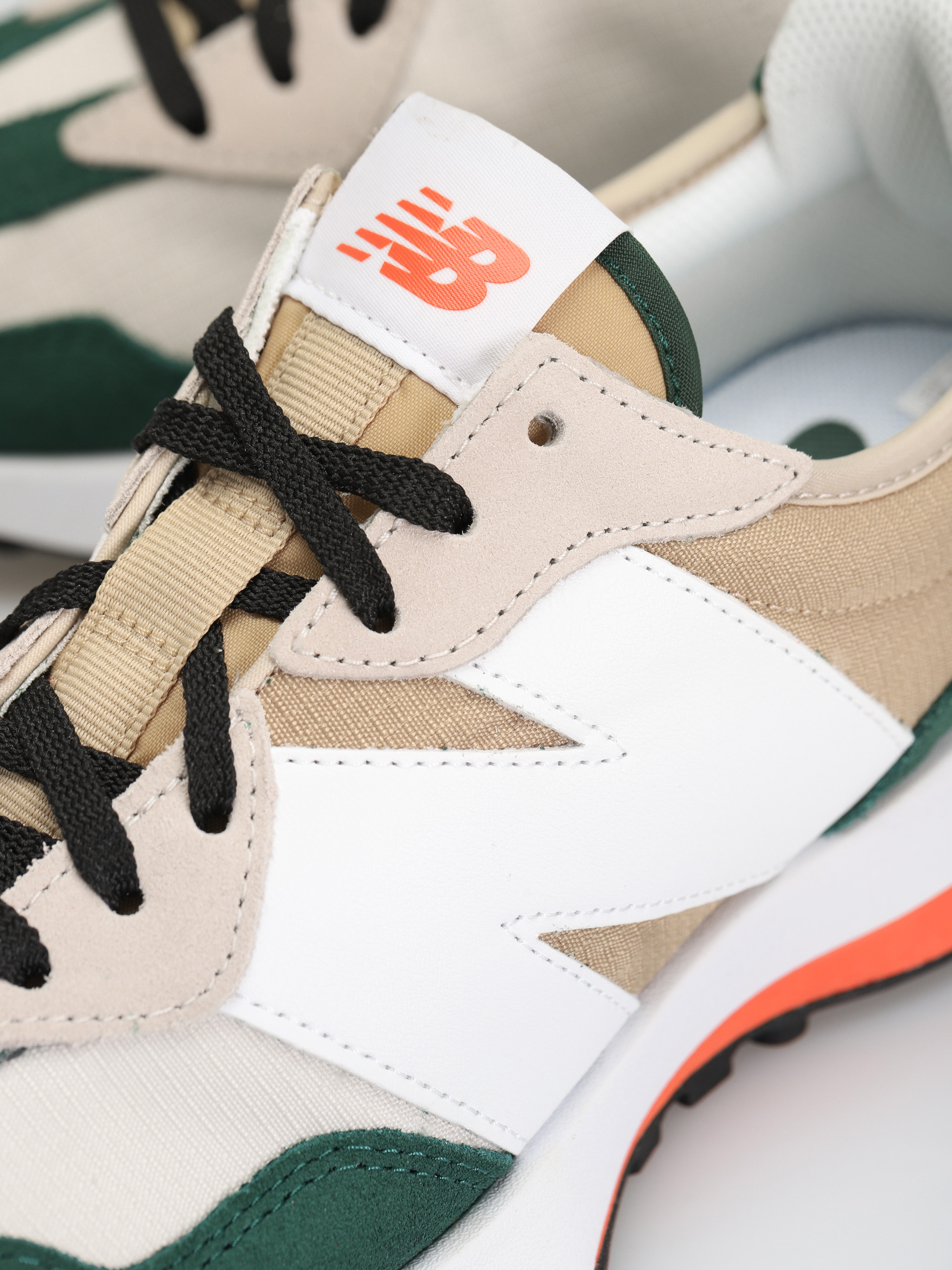 New Balance 327 Schuhe (incense)