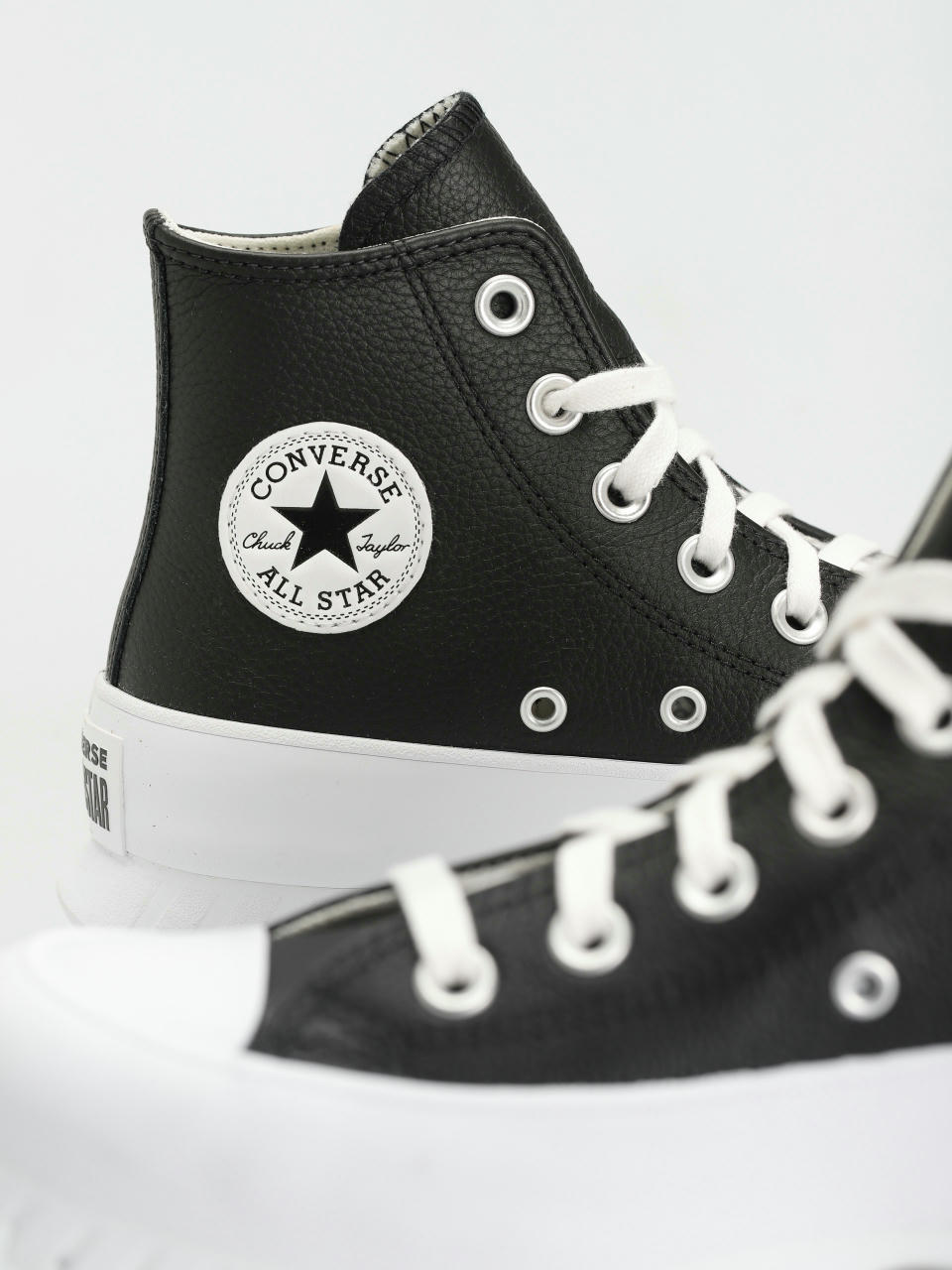 Converse Chuck Taylor All Star Lugged 2.0 Hi Shoes (black/egret/white)