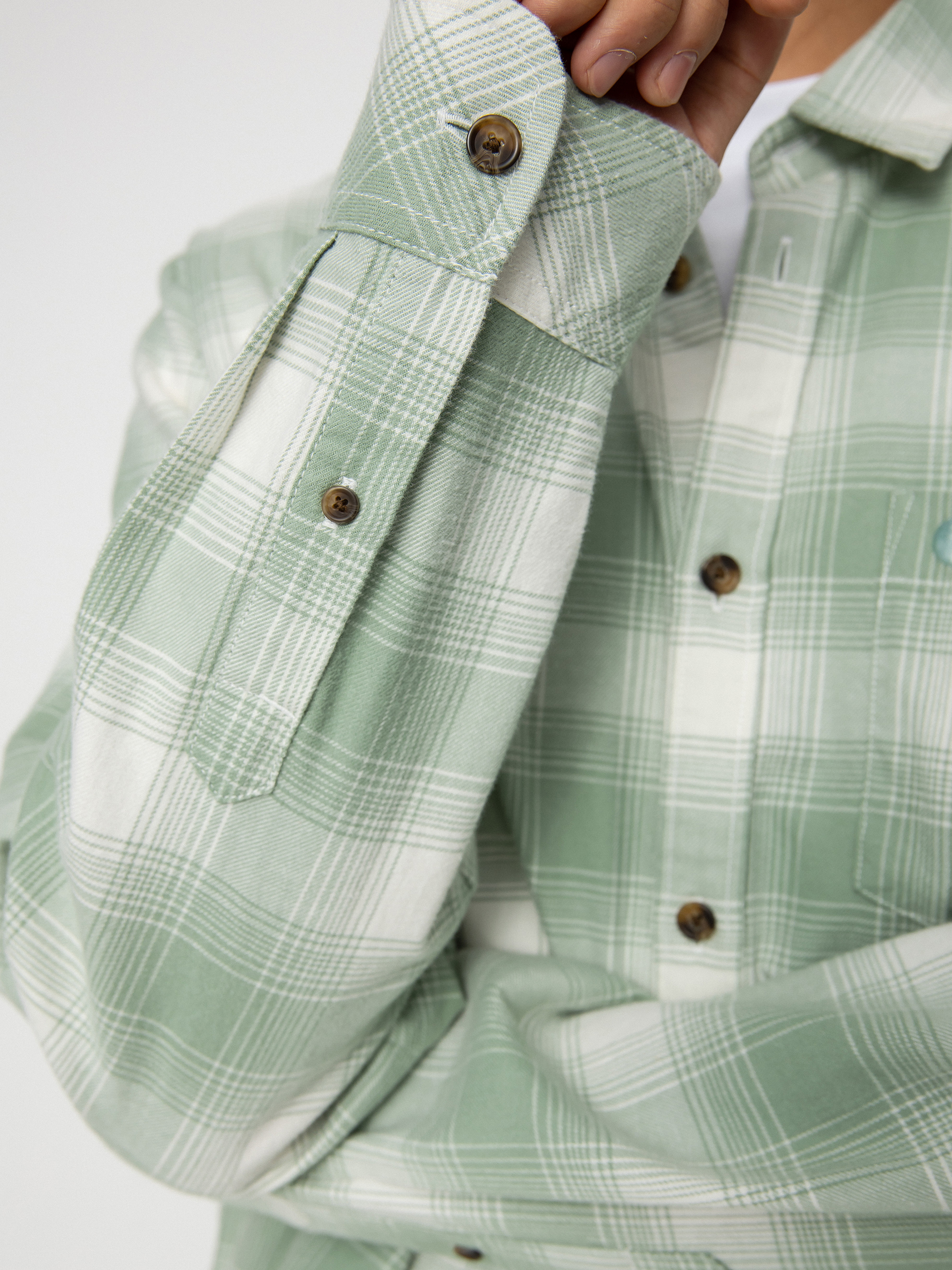 carhartt deaver shirt