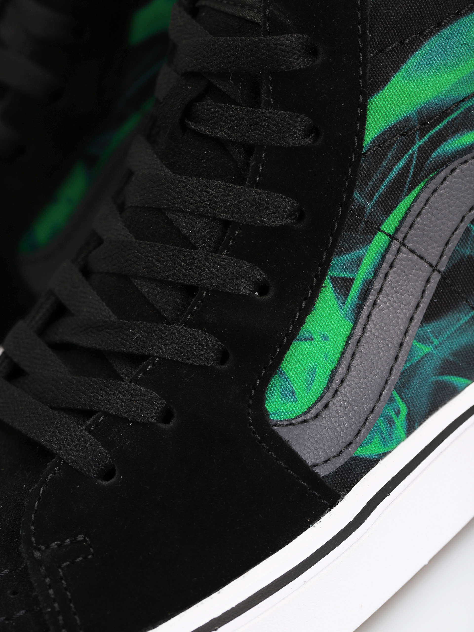 Vans Comfycush Sk8 Hi Shoes (after dark black/green)