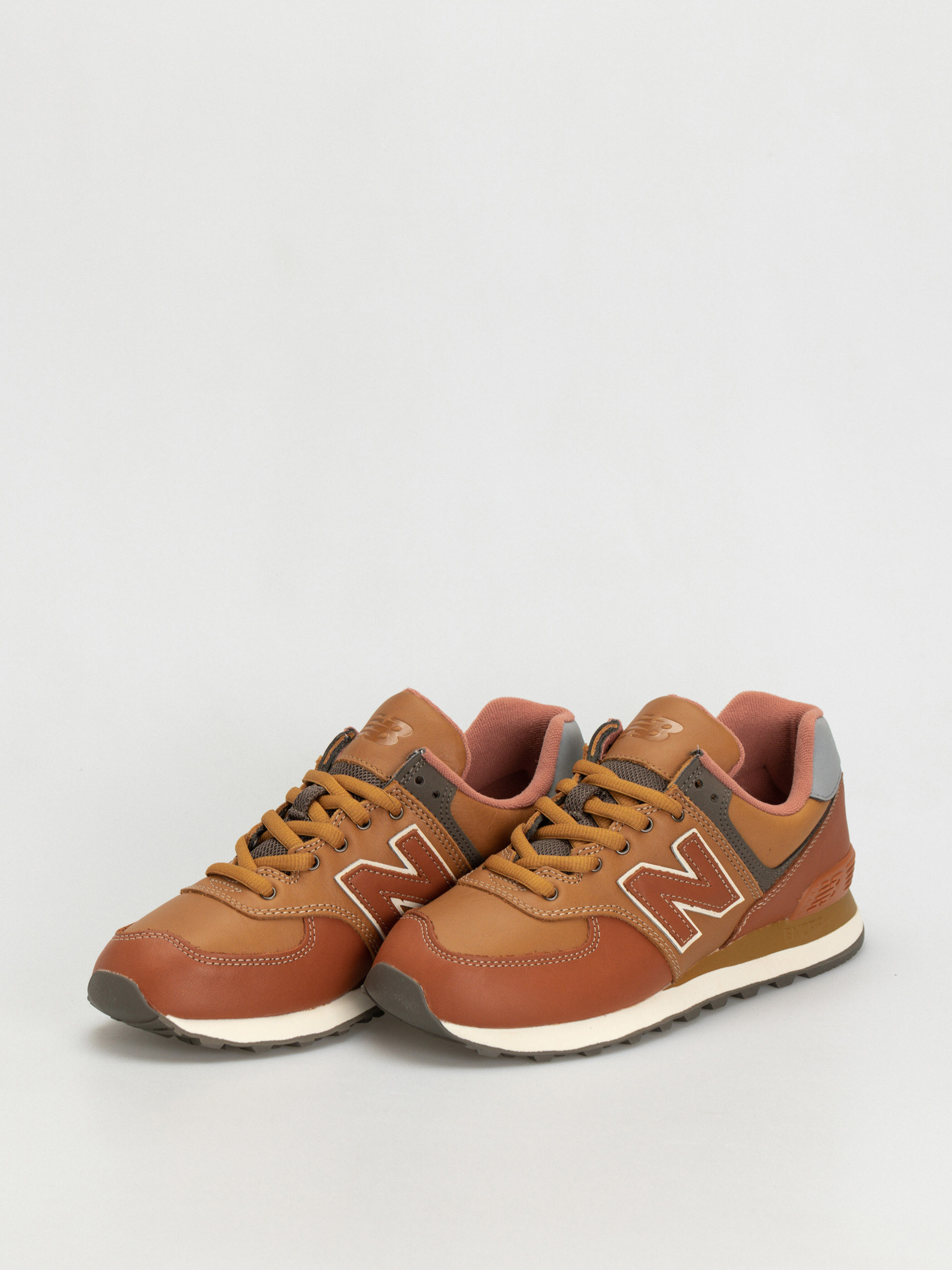 New Balance 574 Shoes (brown)