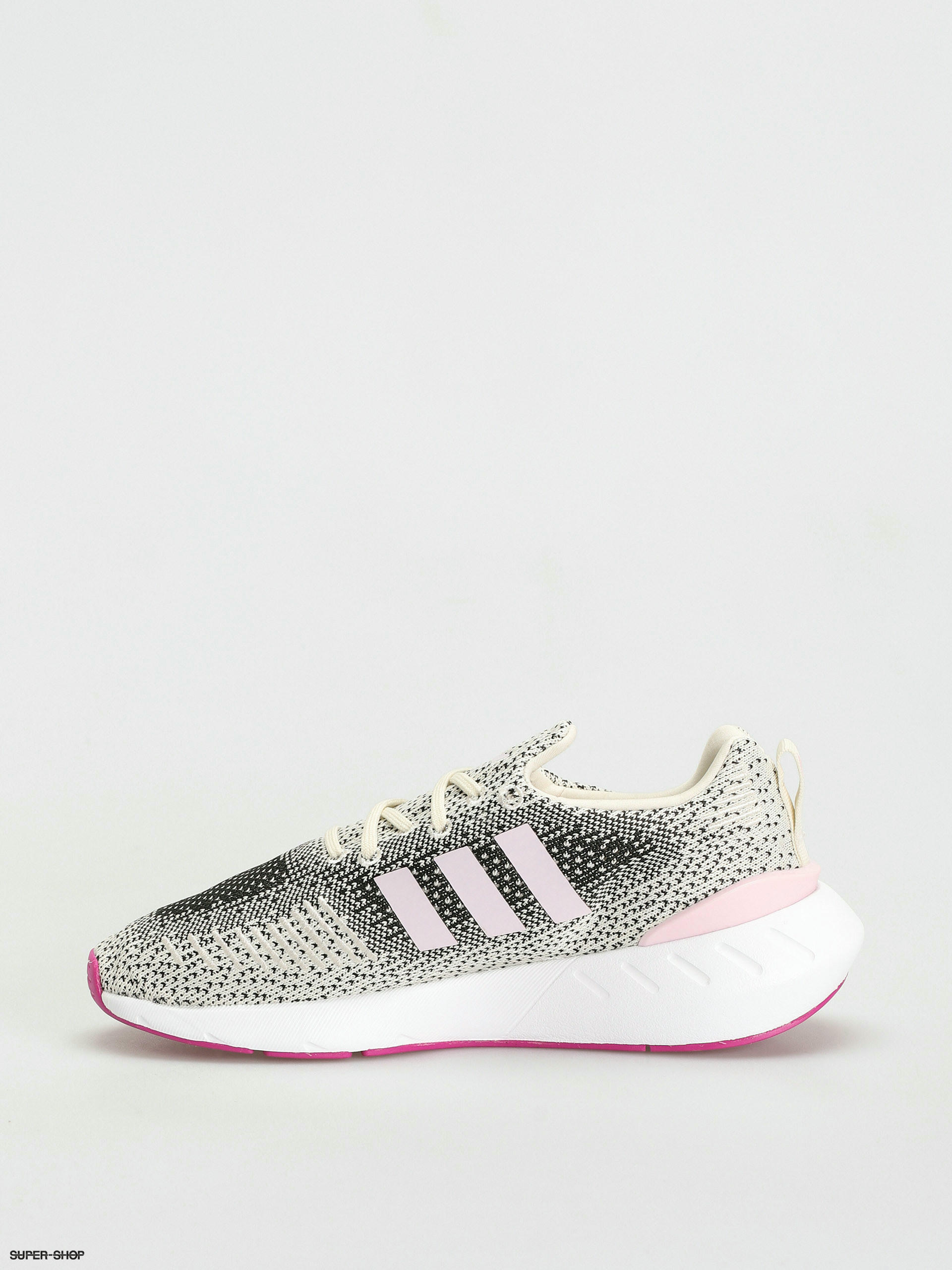 Adidas originals women's clearance swift w running shoe