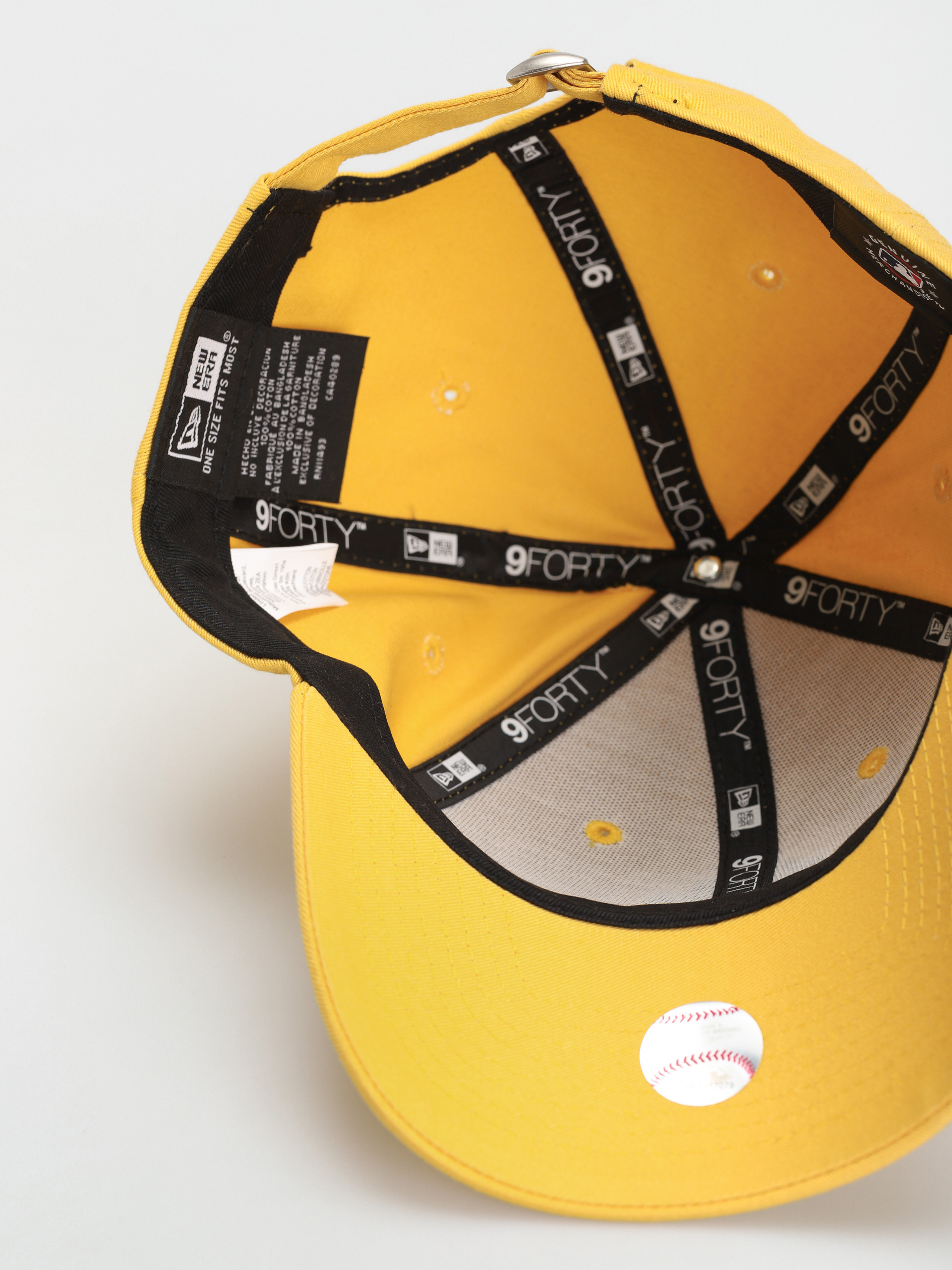New Era League Essential 9Forty New York Yankees Cap (yellow)