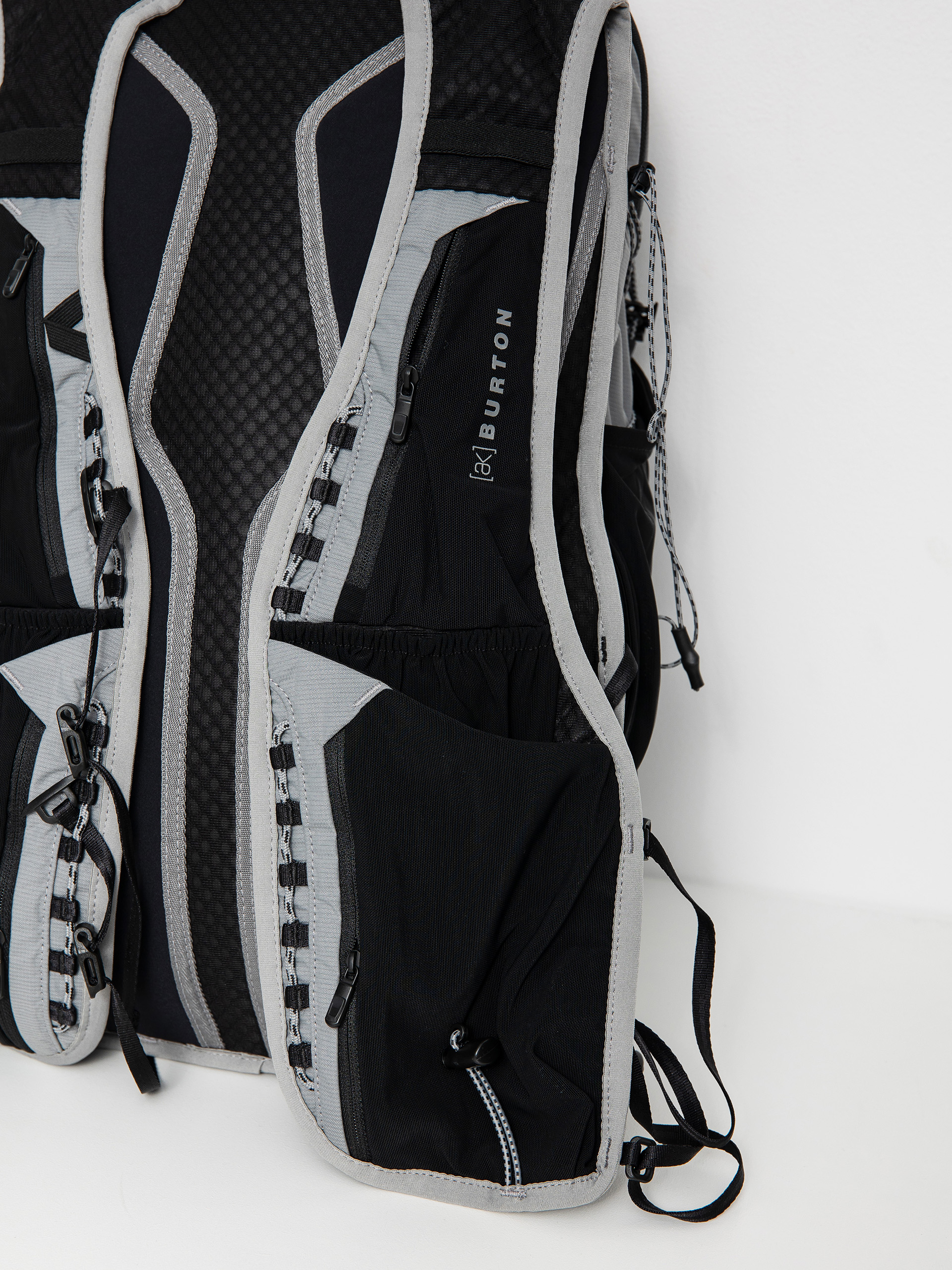 ■BURTON■[ak] Surgence 20L Pack Burton [ak] Surgence 20L Backpack | Technical Packs | Burton.com