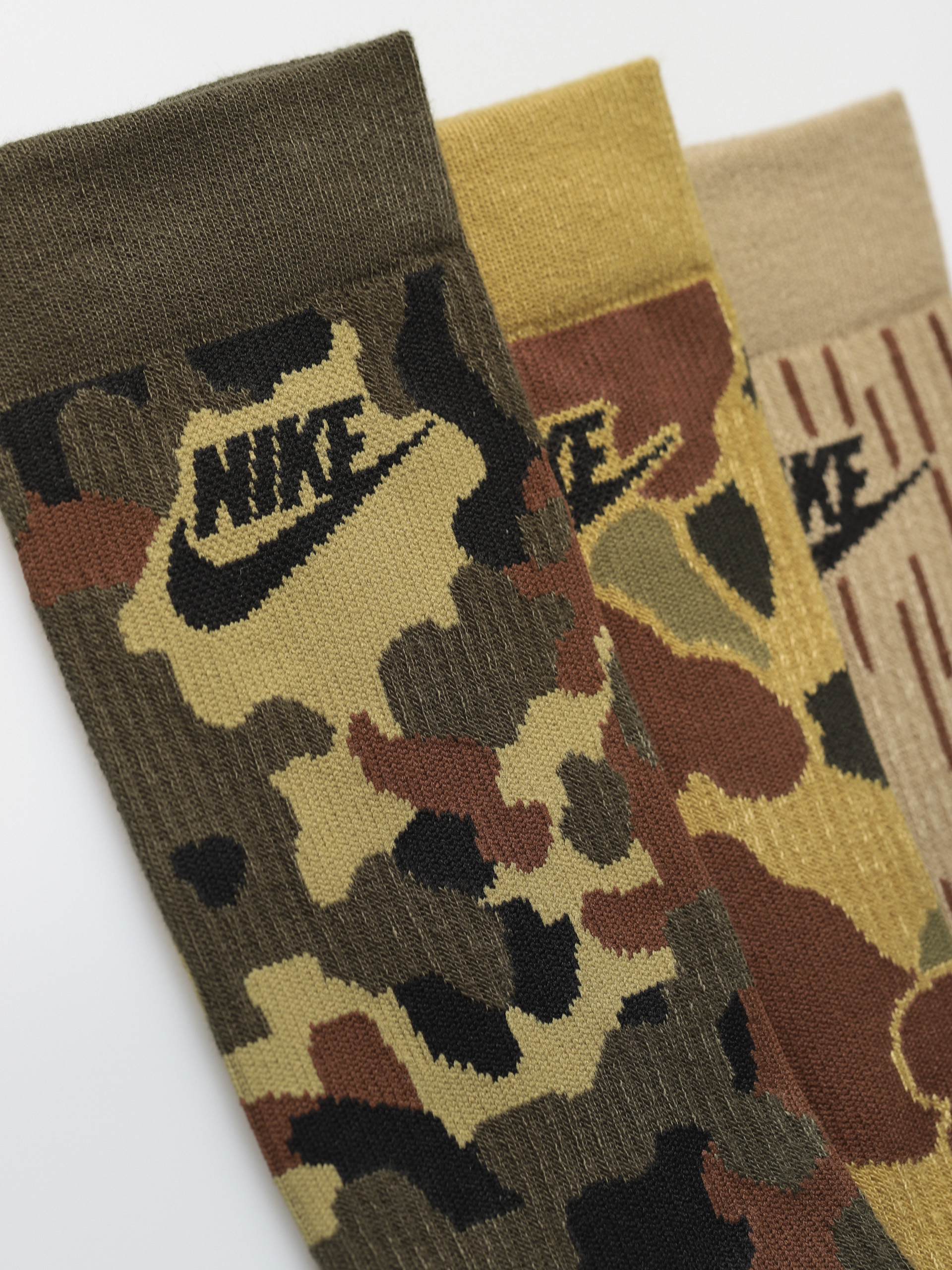 Nike SB Everyday Essential Socks (multi color)