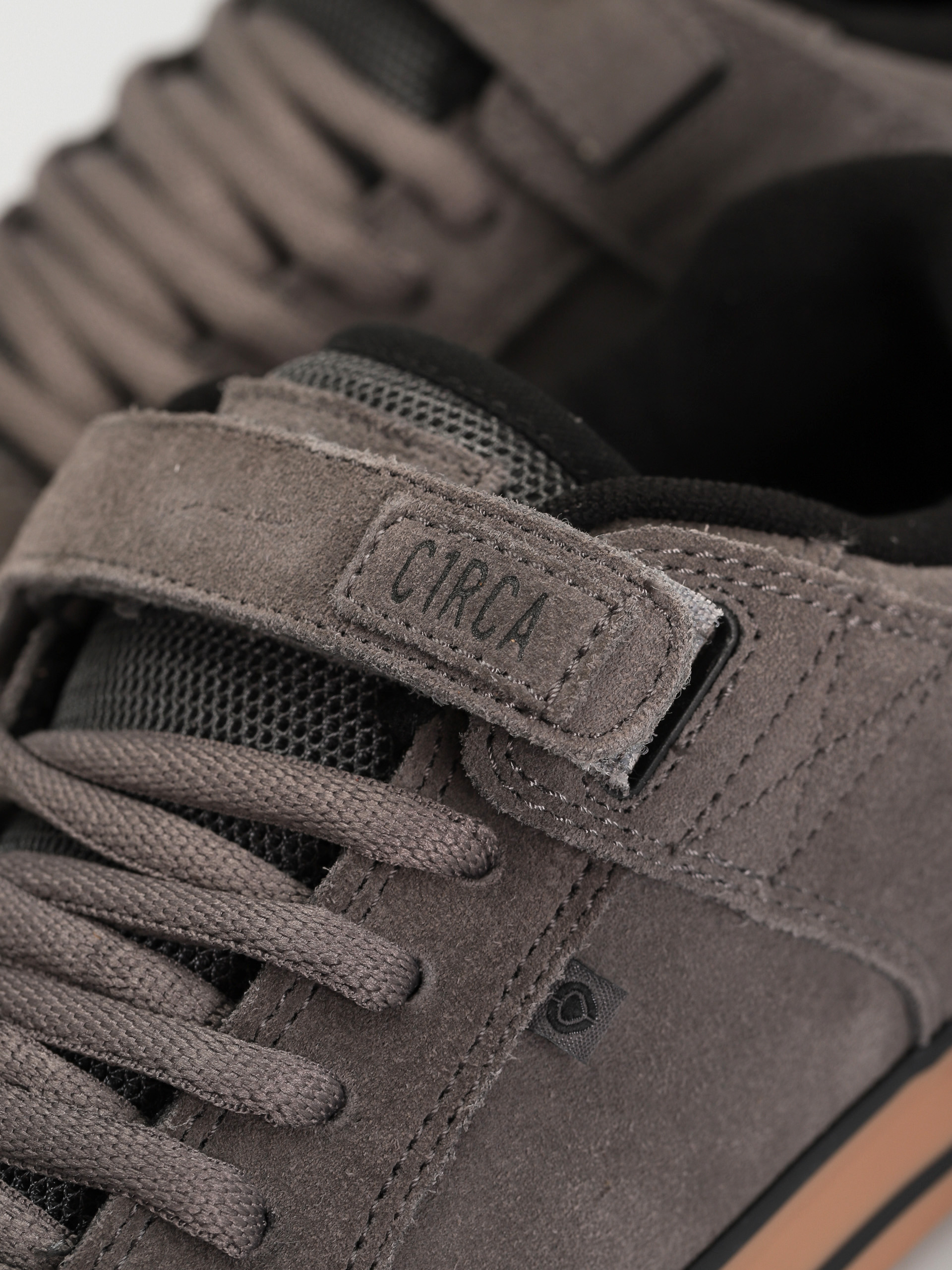 Circa 205 Vulc Shoes (gunmental/gum)