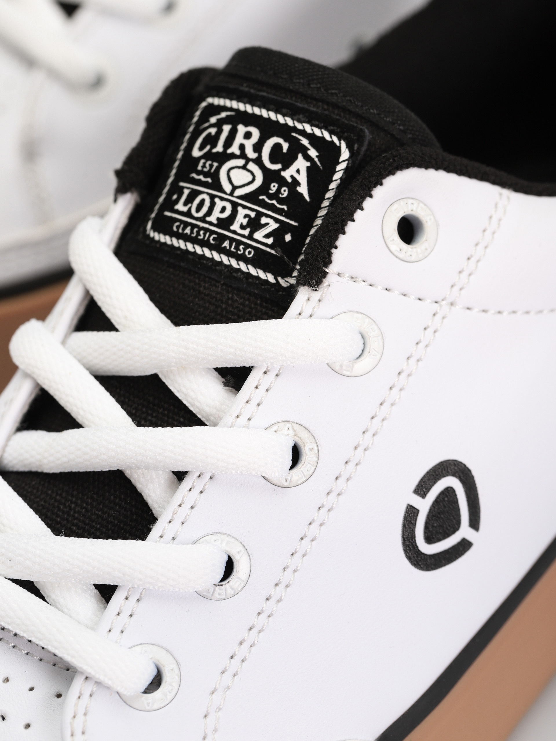 Circa Al 50 Slim Shoes (white gum)