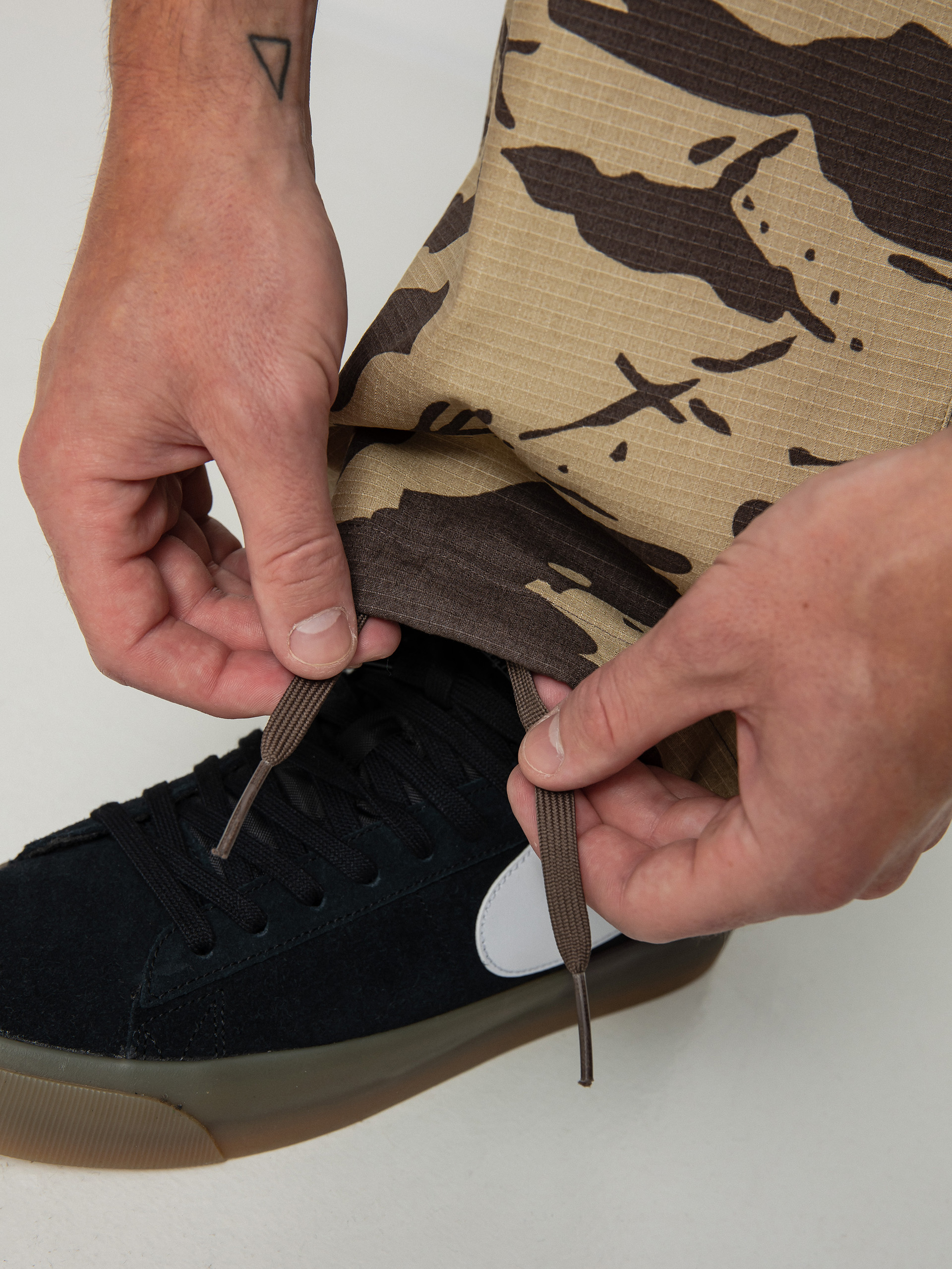 Nike SB Kearny Cargo Brtcamo Pants (limestone)