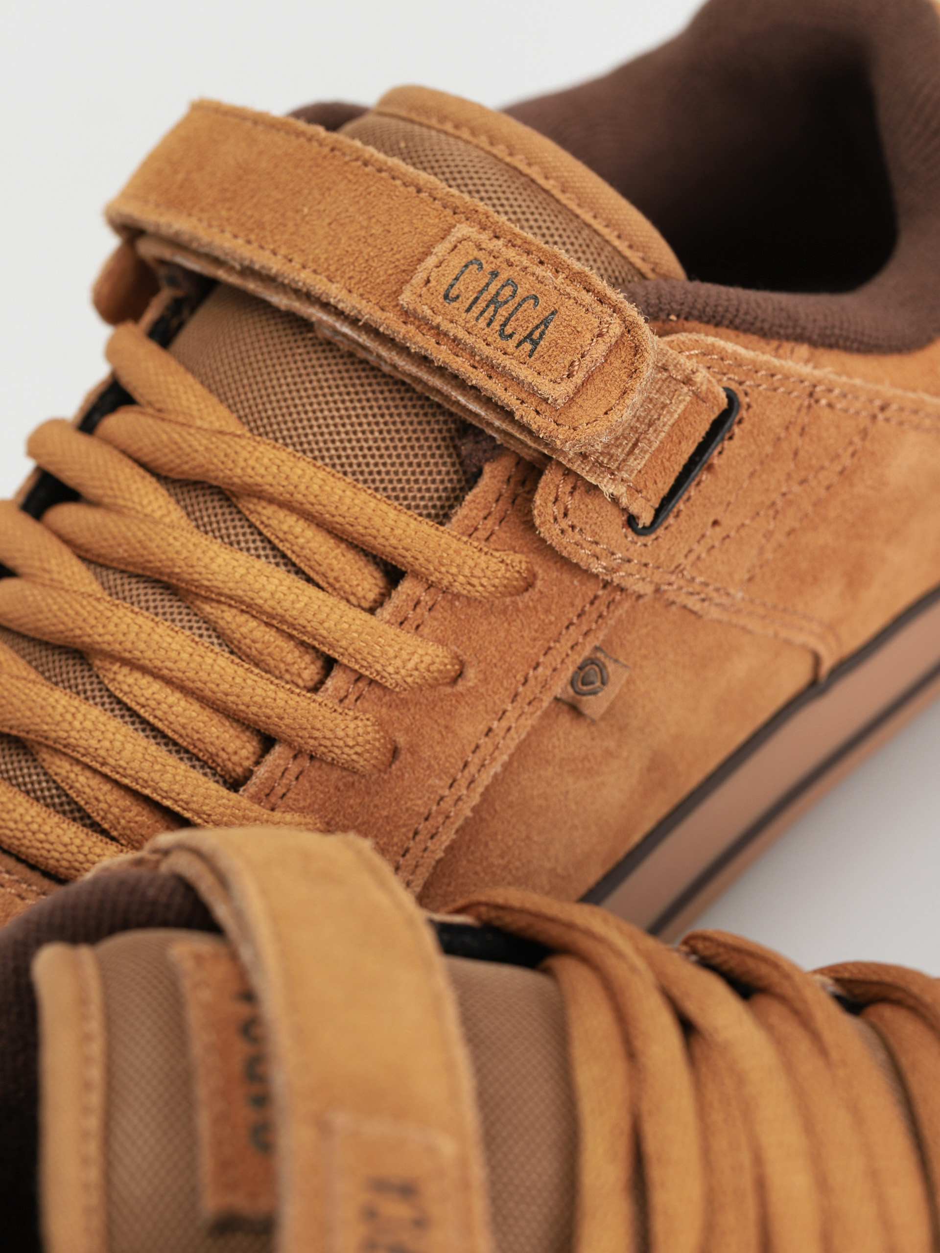 Circa 205 Vulc Shoes (chipmunk/slate/gum)