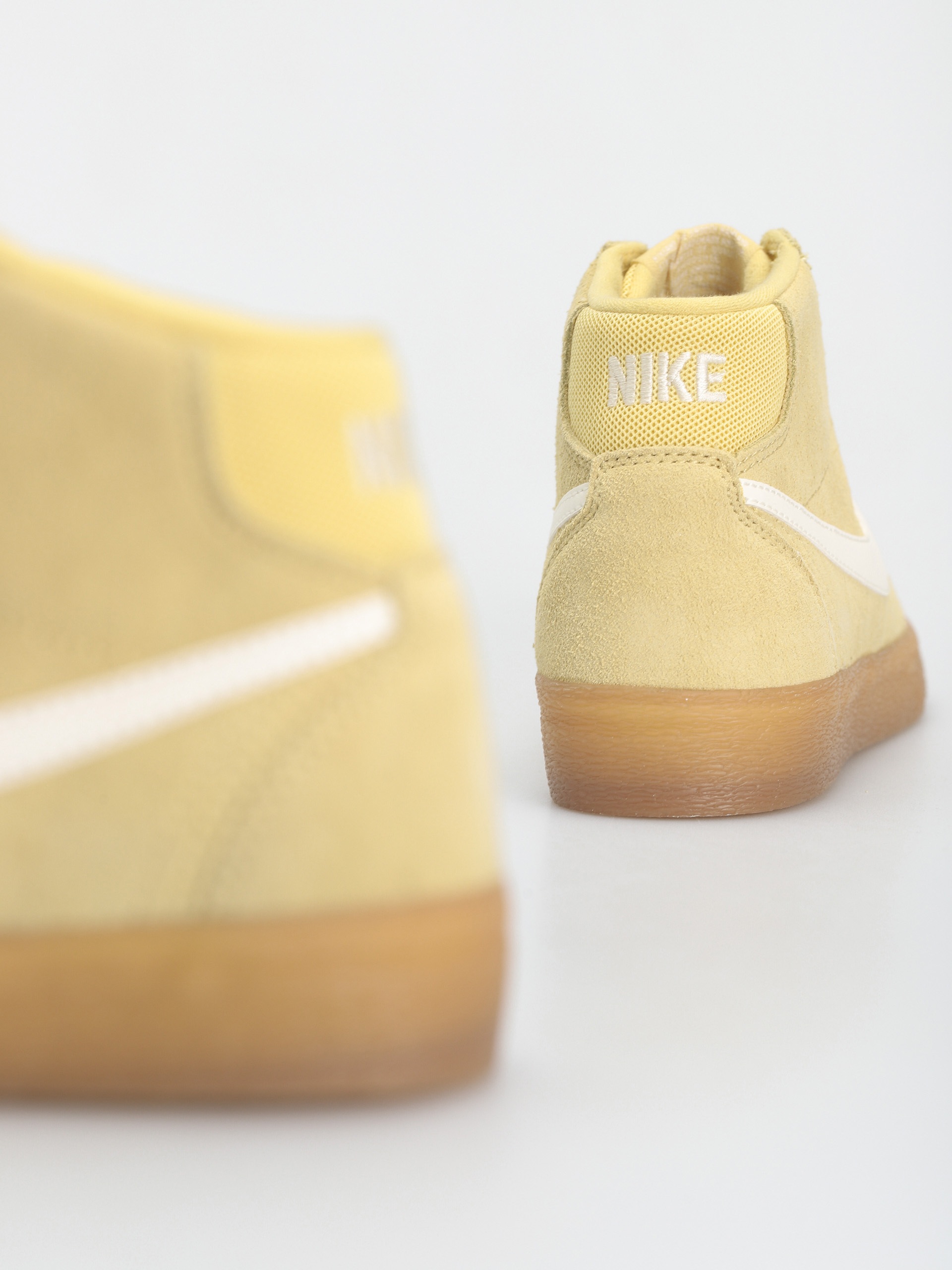 lemon wash nike sb