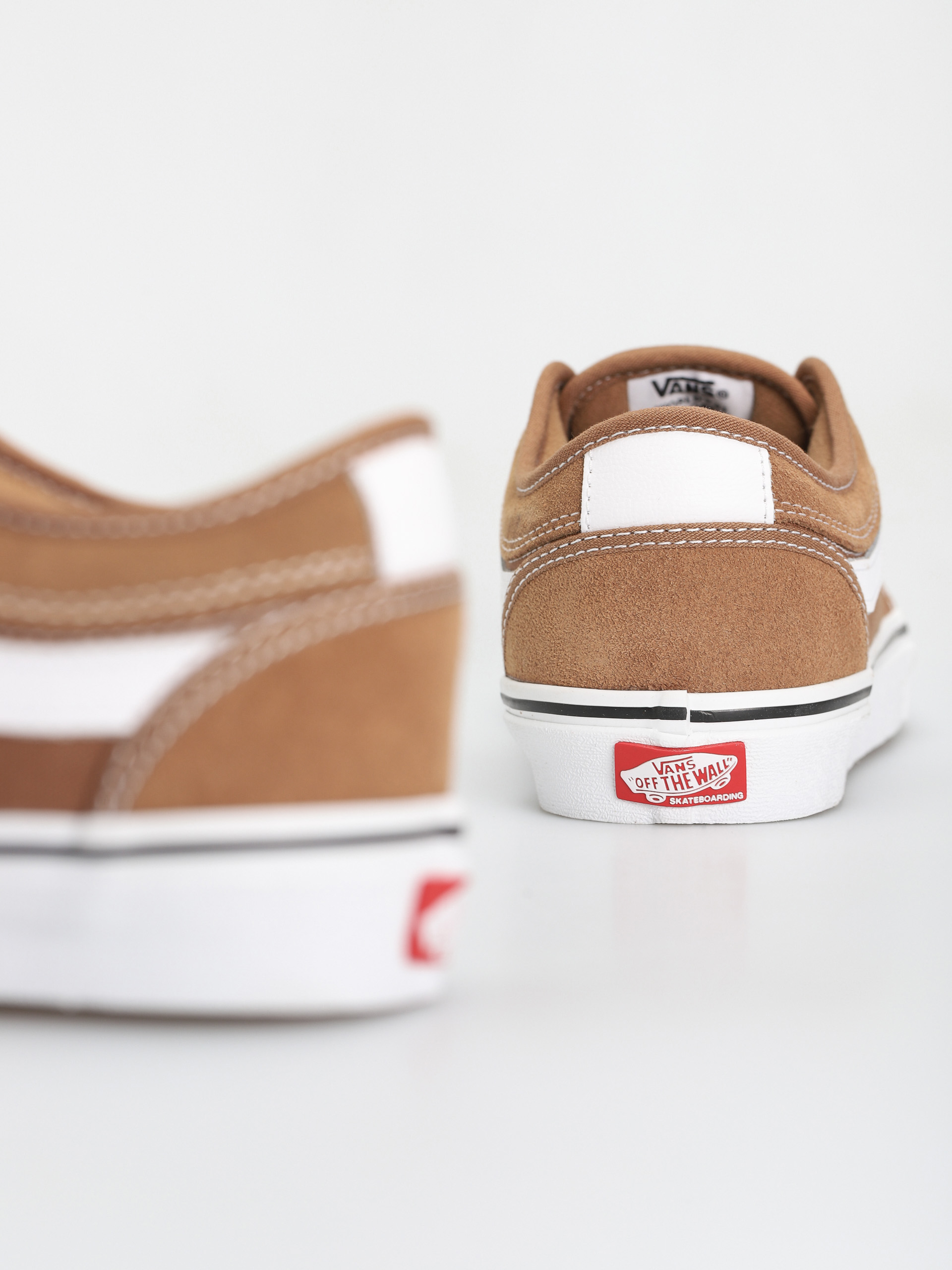 Vans Chukka Low Sidestripe Shoes (tobacco brown)