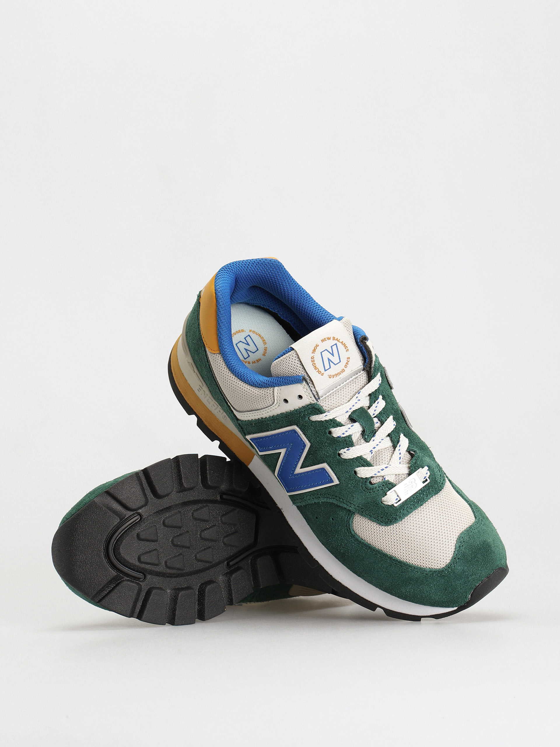 New Balance 574 Shoes green (alpine green)