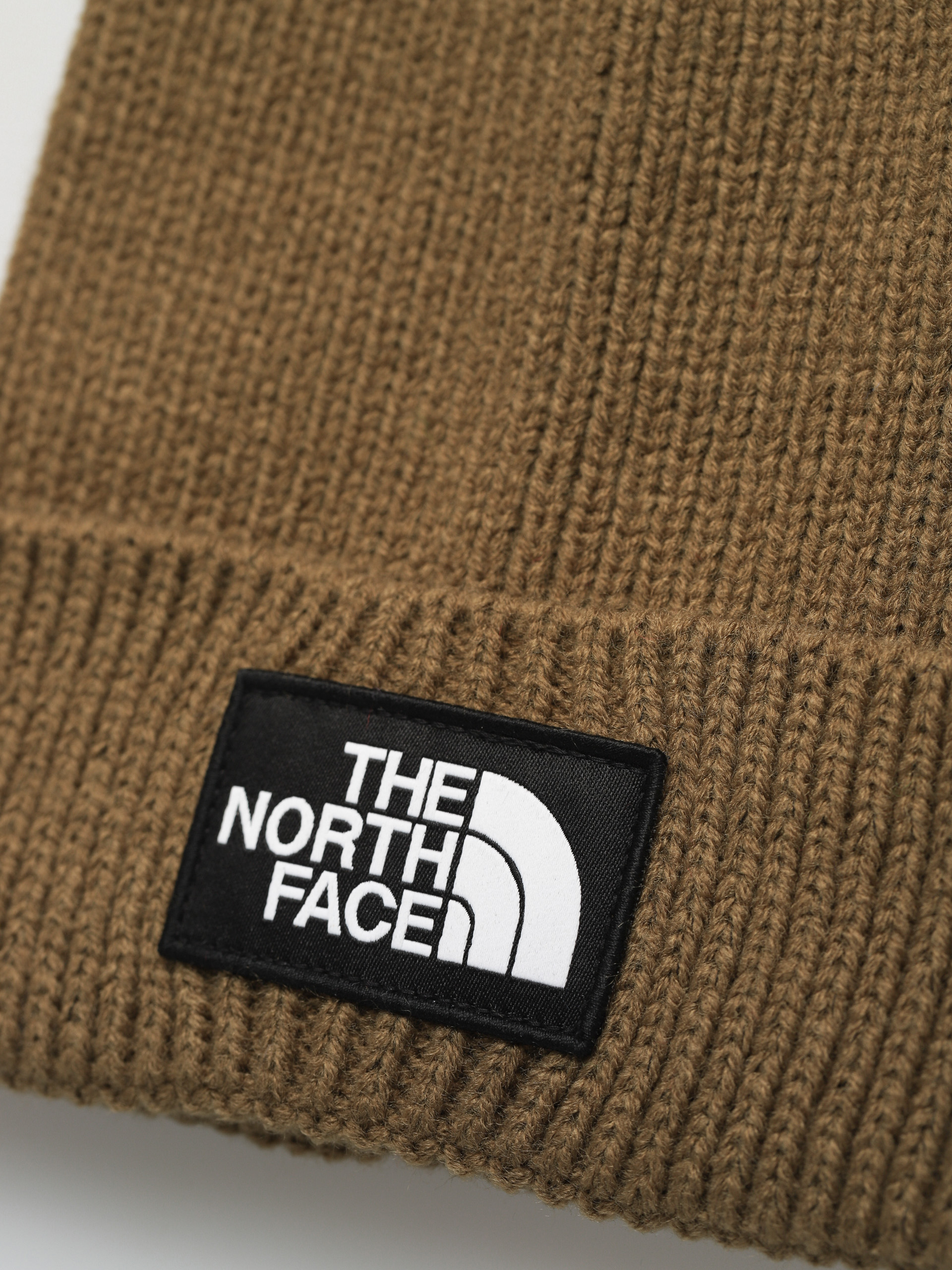 The North Face TNF Logo Box Beanie (military olive)