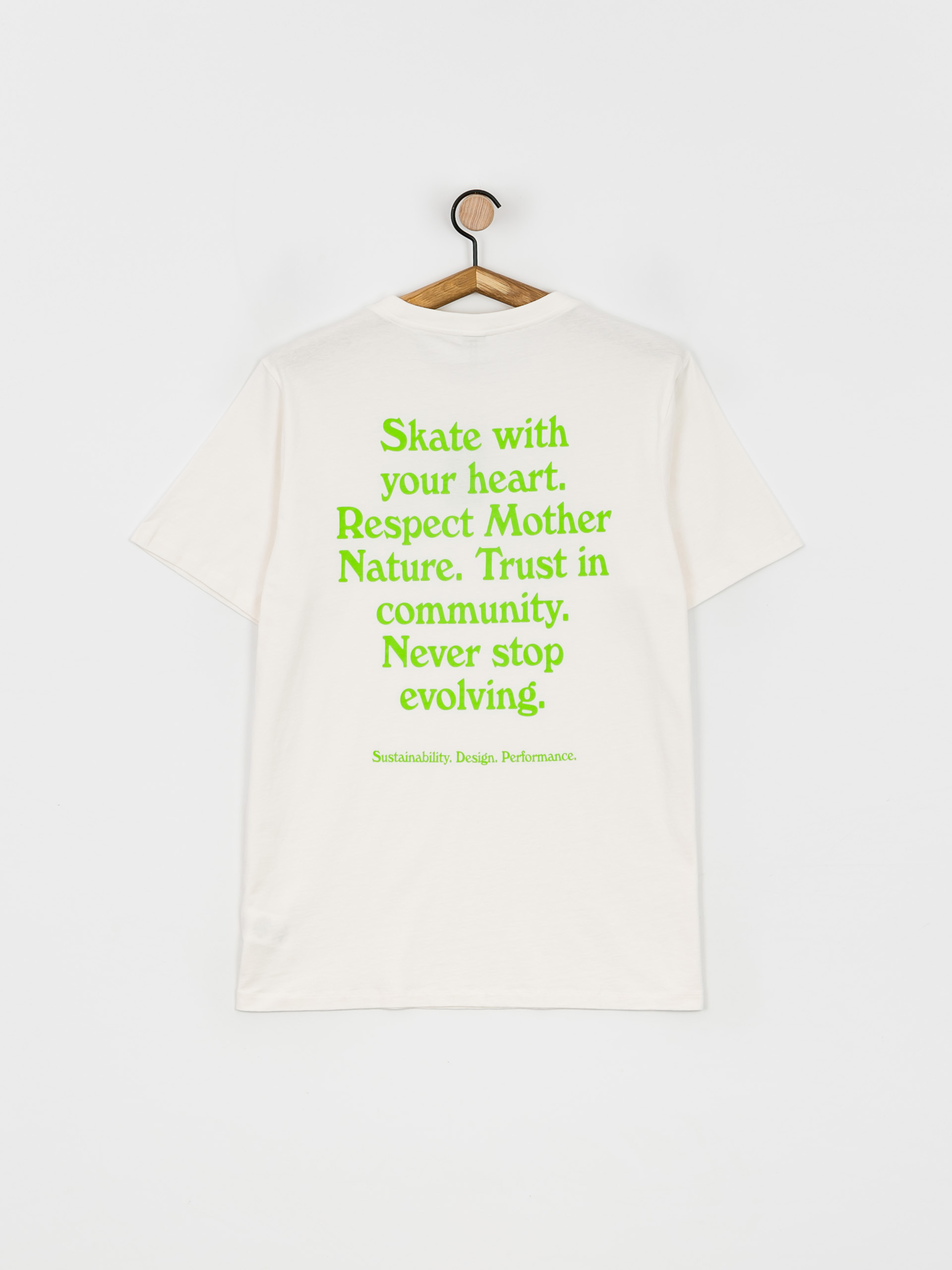 Cariuma Skate with your Heart T-shirt (off white)