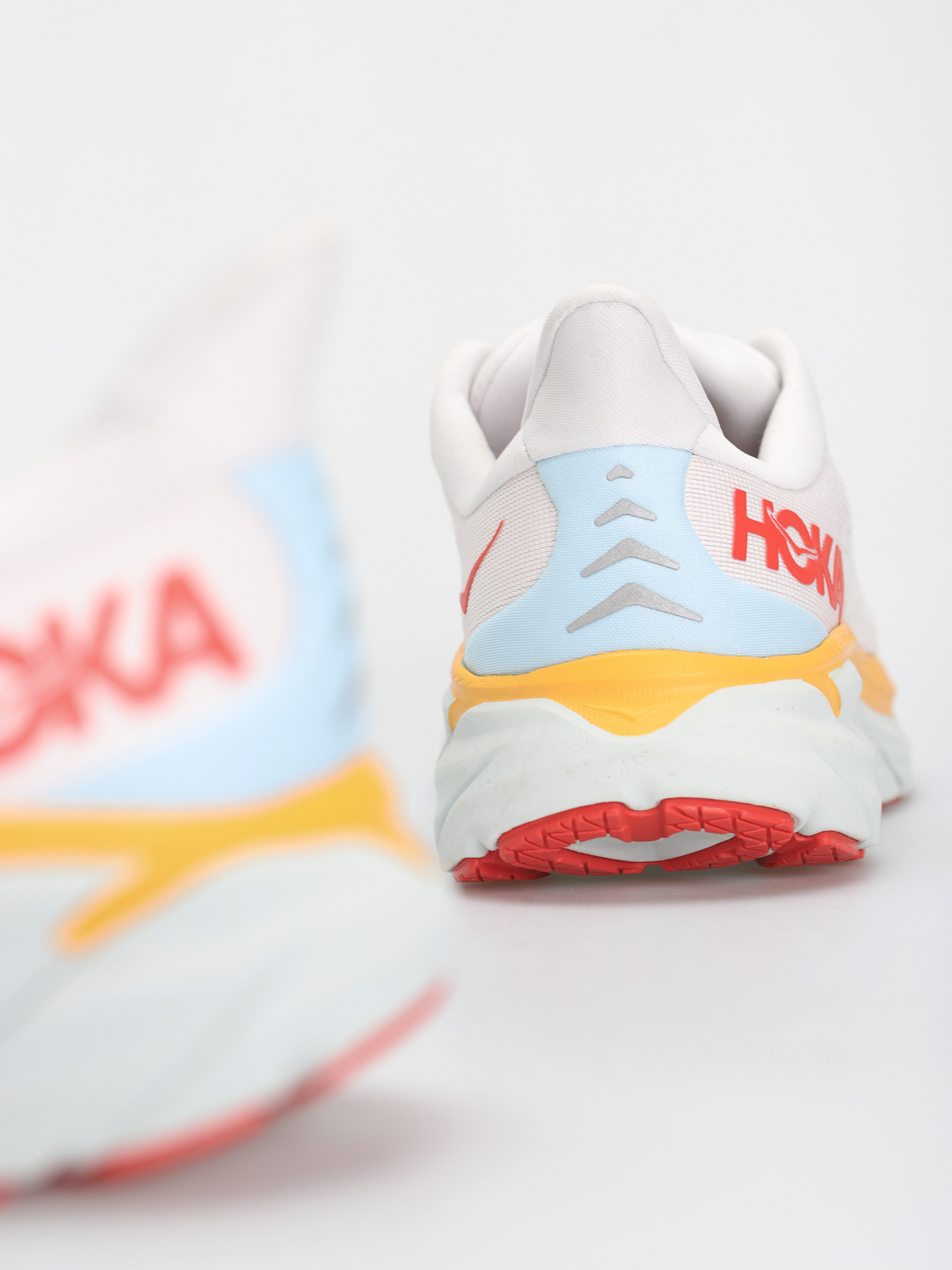 Hoka One One Clifton 8 Schuhe (nimbus cloud/blanc de blanc)