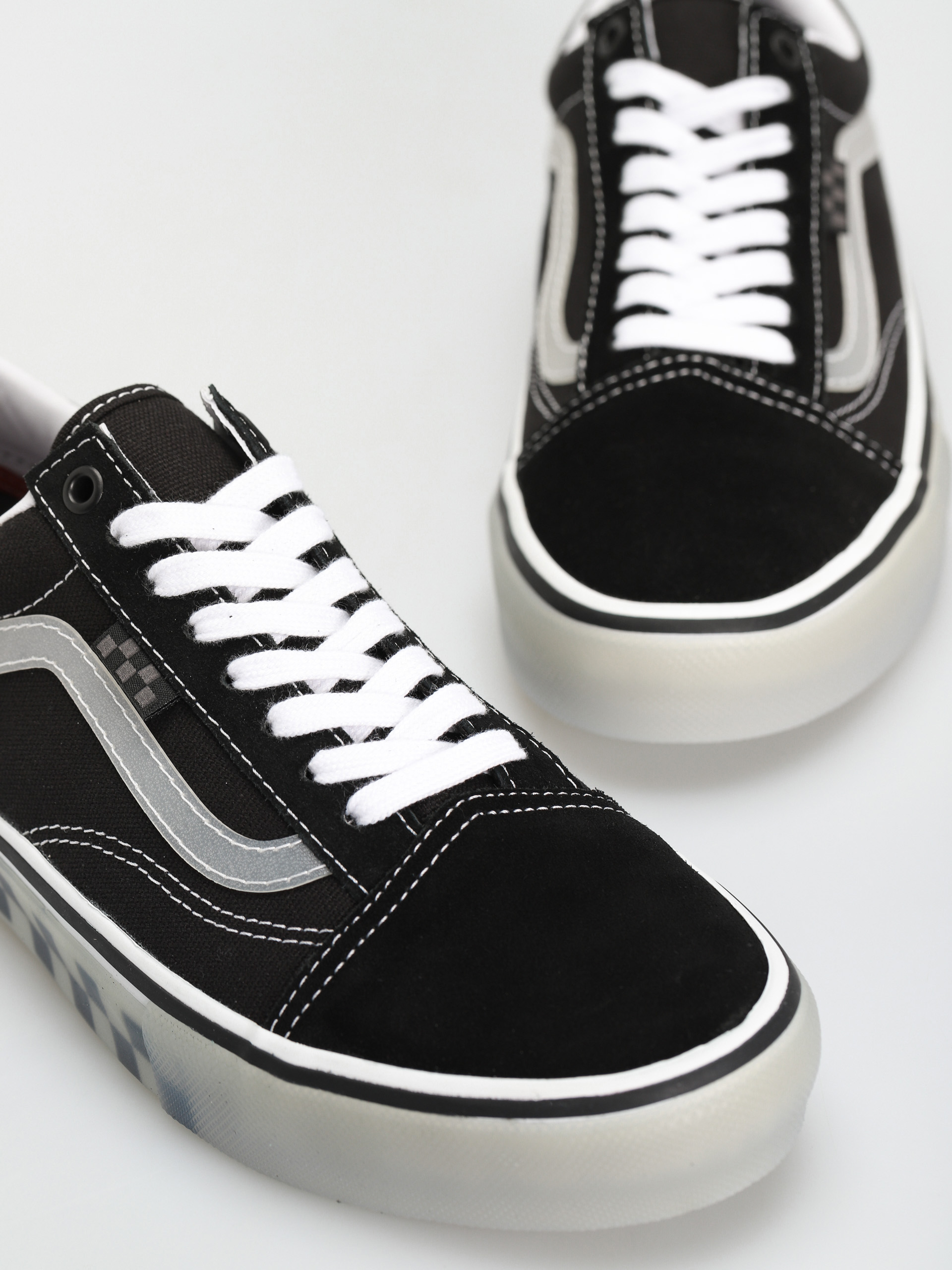 Vans Skate Old Skool Shoes (translucent rubber black/clear)