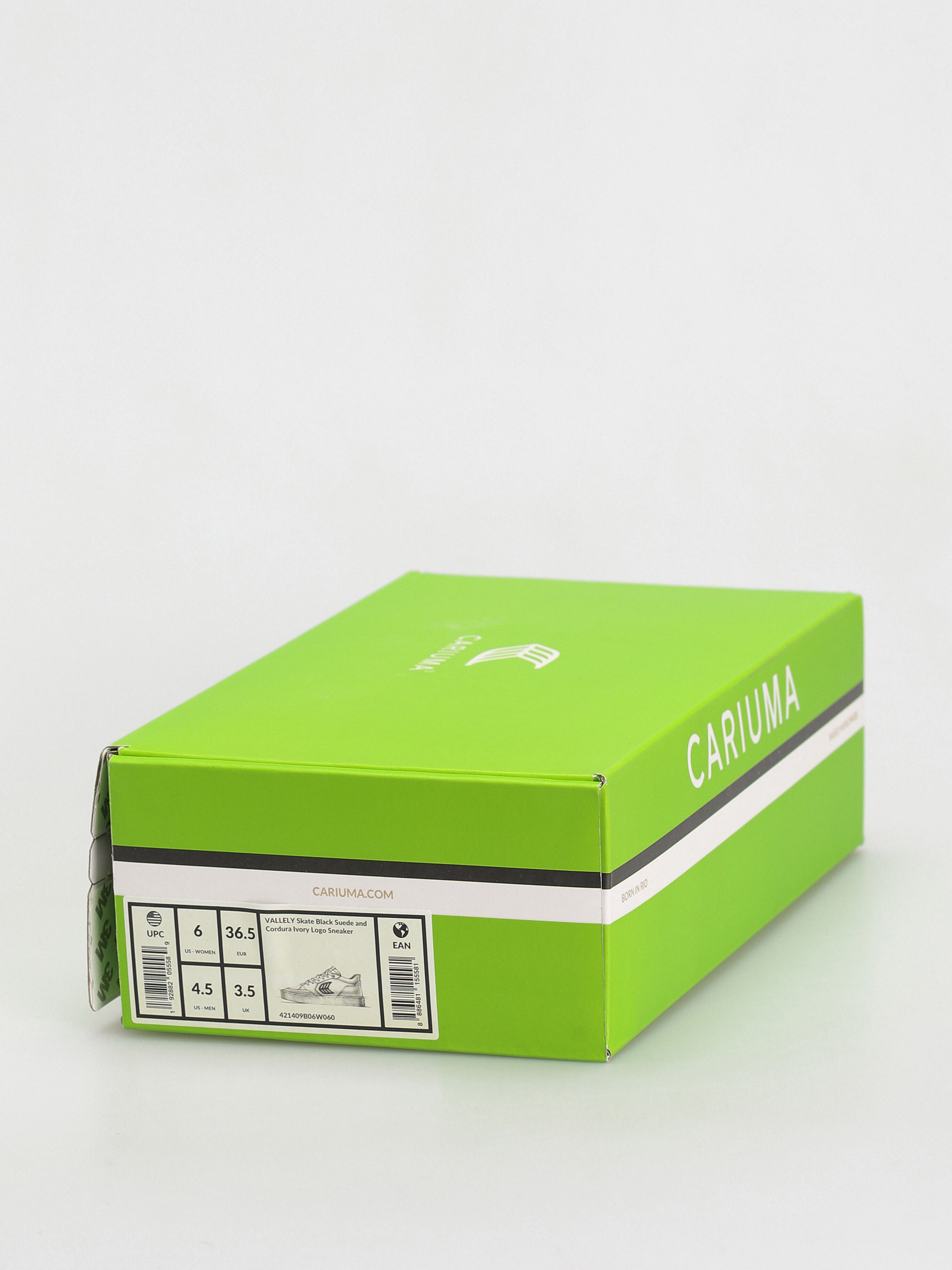 Cariuma Vallely Shoes (black/ivory)