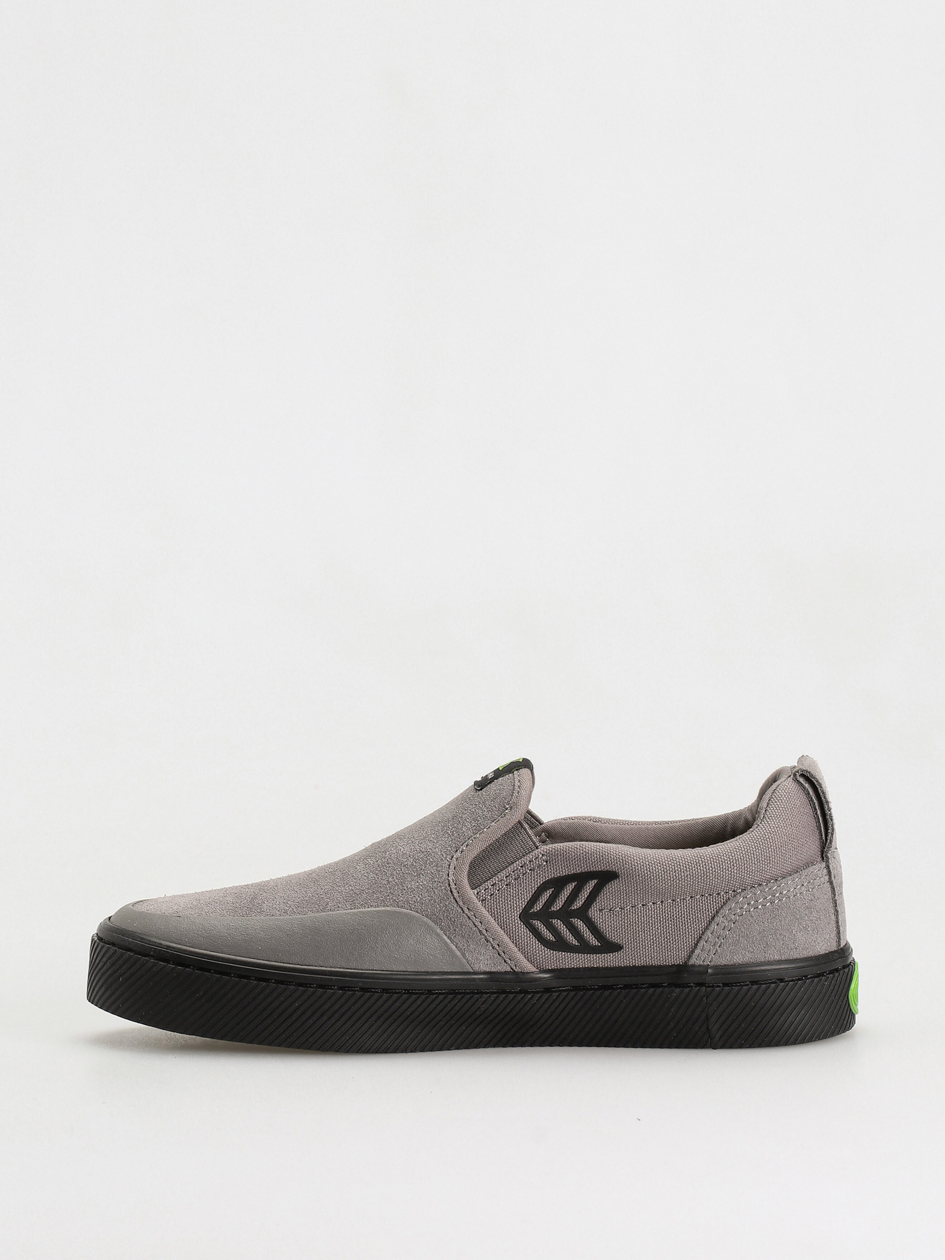 Cariuma Catiba Pro Slip On Shoes (grey/black)