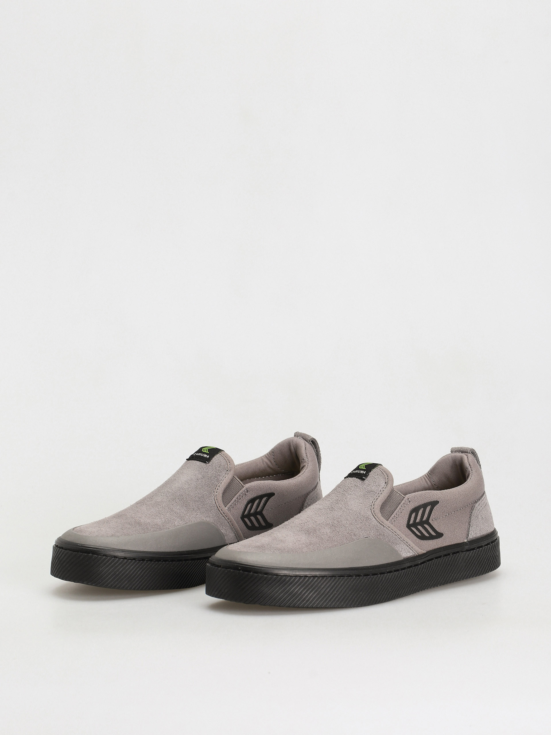 Cariuma Catiba Pro Slip On Shoes (grey/black)