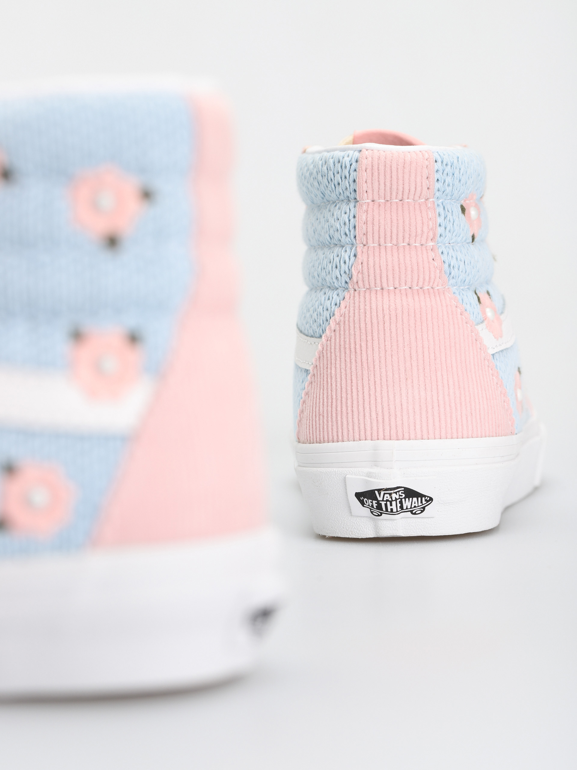 Vans Sk8 Hi Shoes (knitted florals multi)