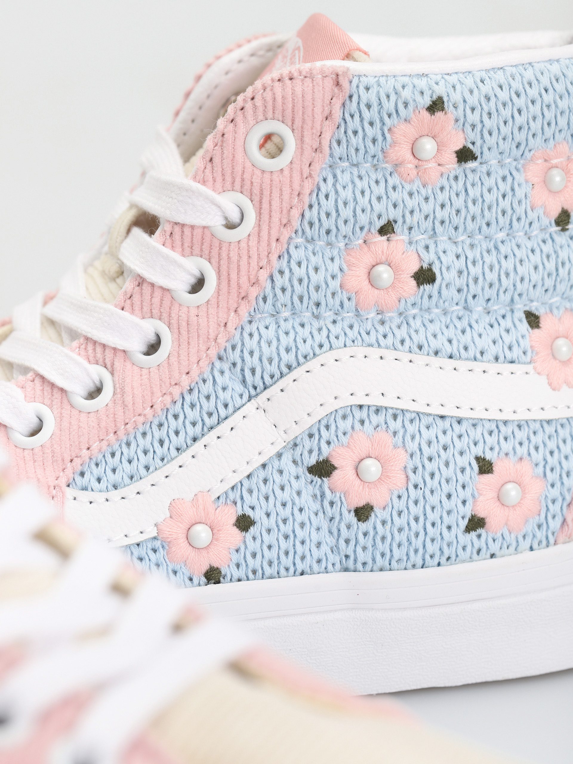 Vans Sk8 Hi Shoes (knitted florals multi)