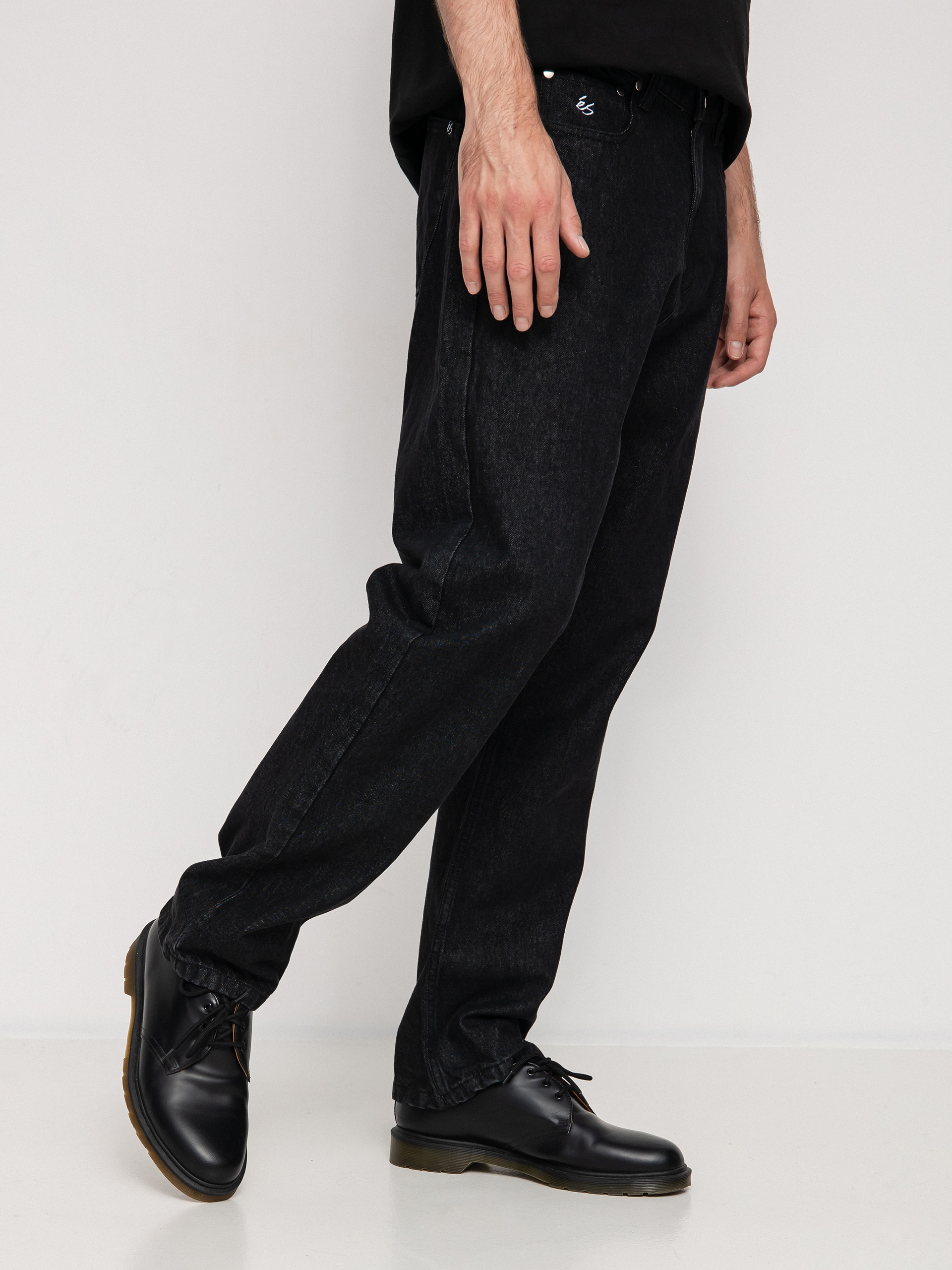 Black BLESS U BU baggy denim pants, sold out immediately.