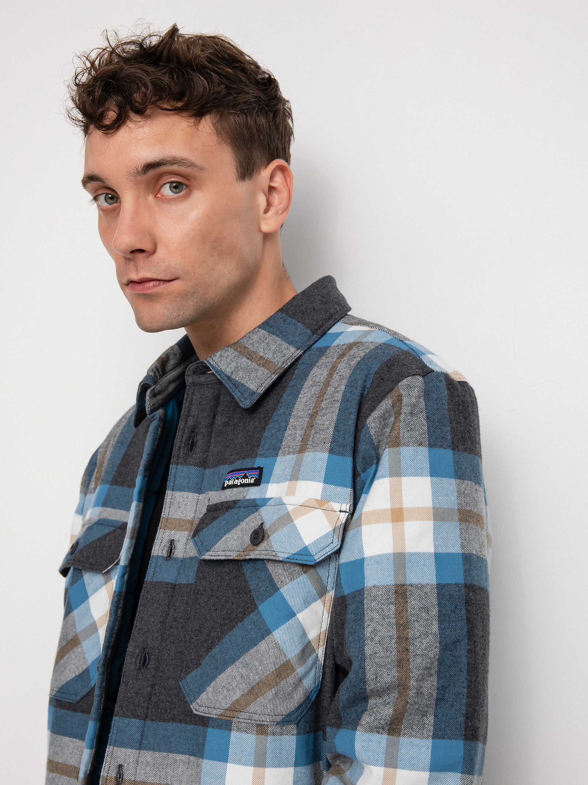 Patagonia Insulated Organic Cotton Fjord Flannel Jacket (forestry/ink black)