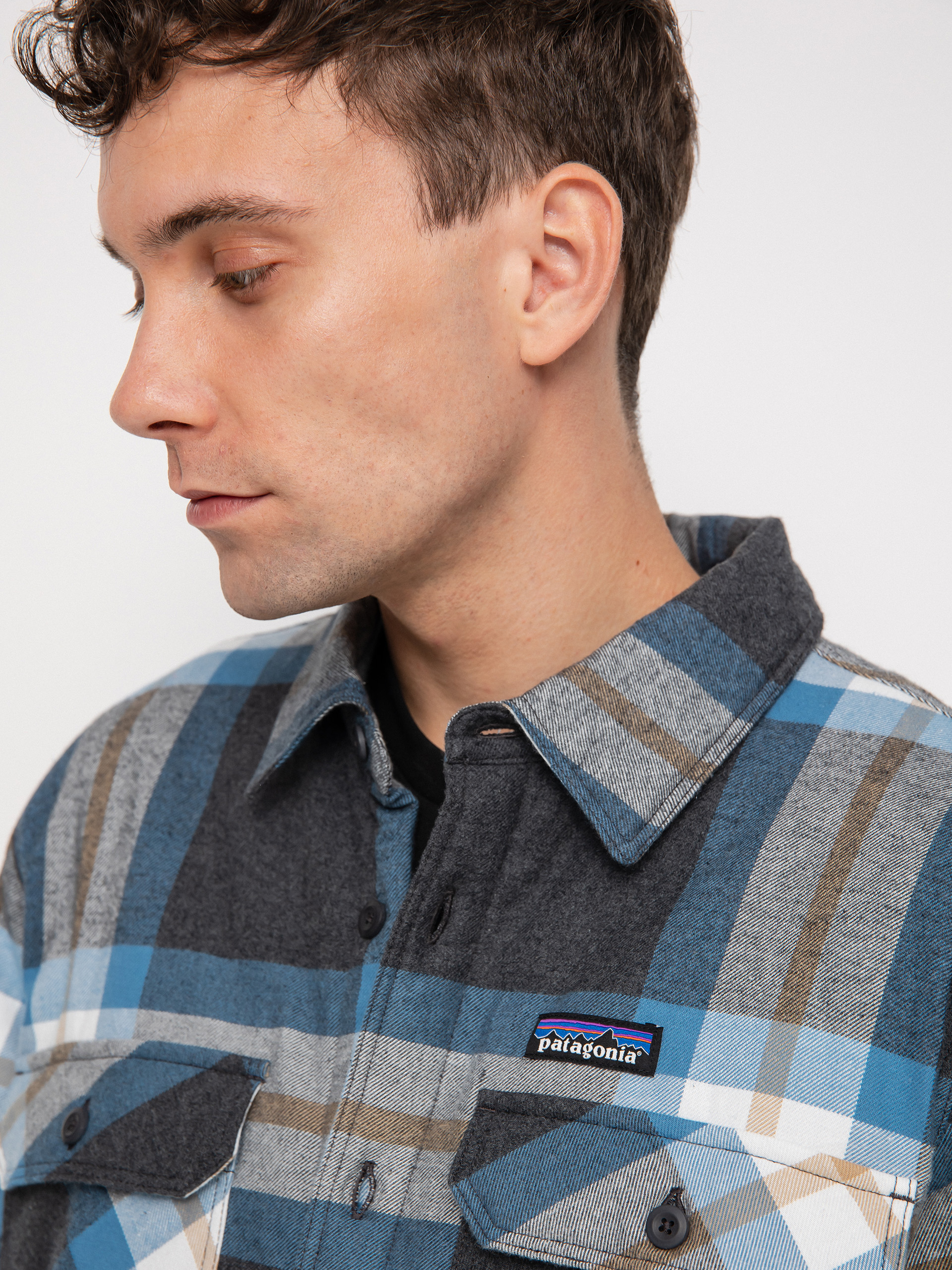 Patagonia Insulated Organic Cotton Fjord Flannel Jacket (forestry/ink black)