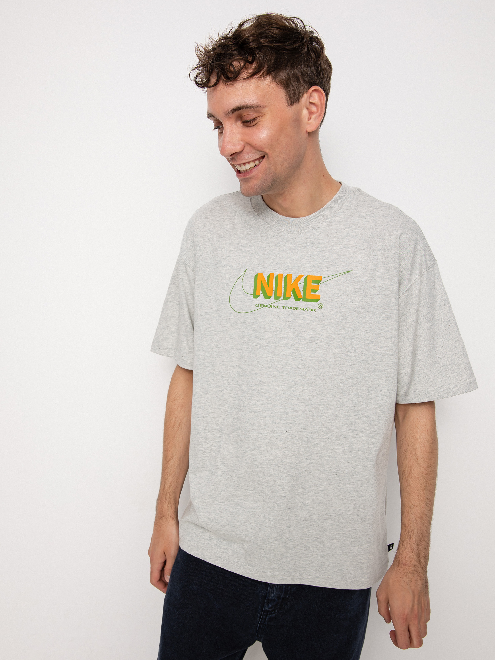 nike sb shirt grey