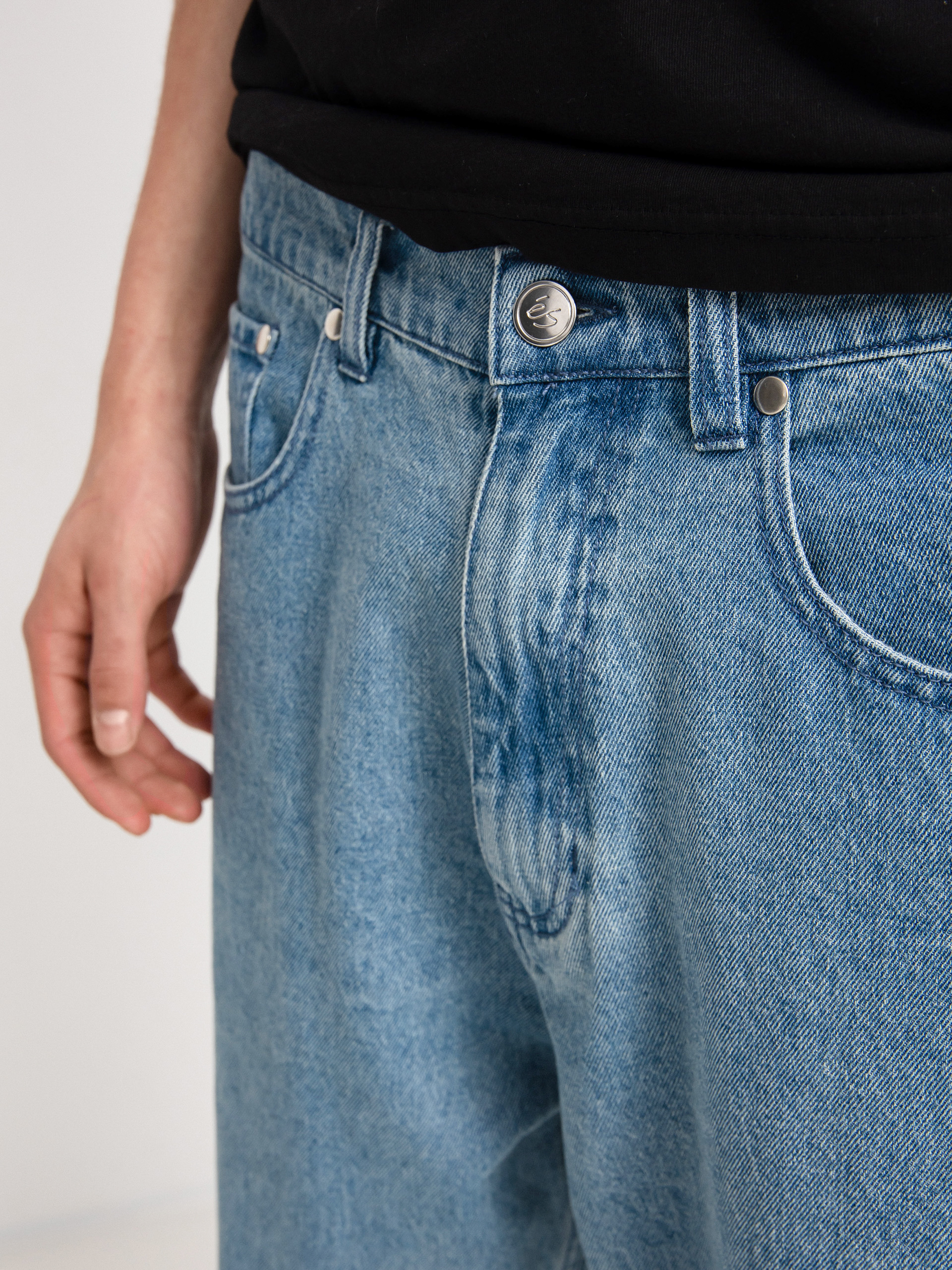 eS Baggy Denim Pants (light blue)