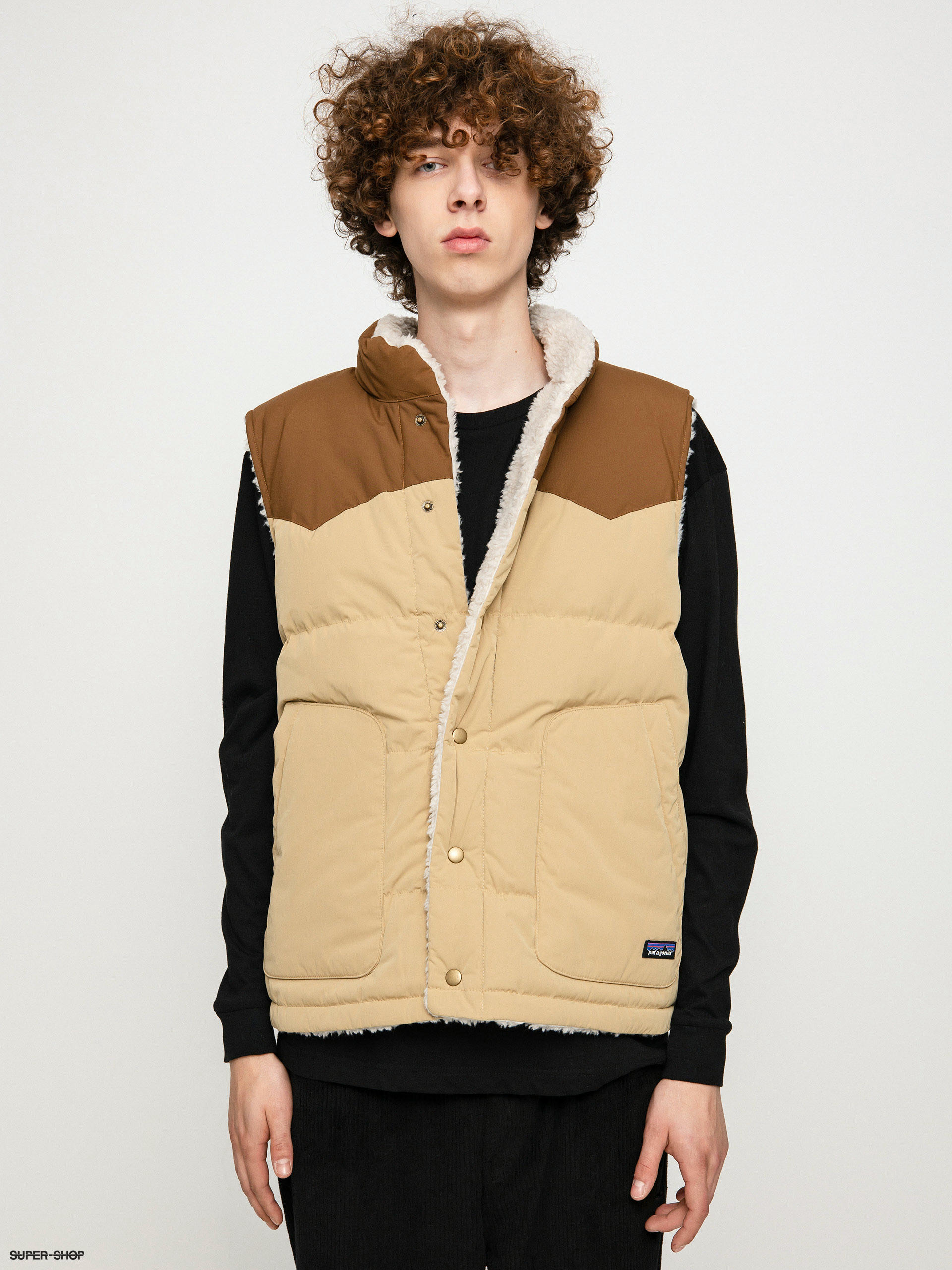 Tan hot sale patagonia vest