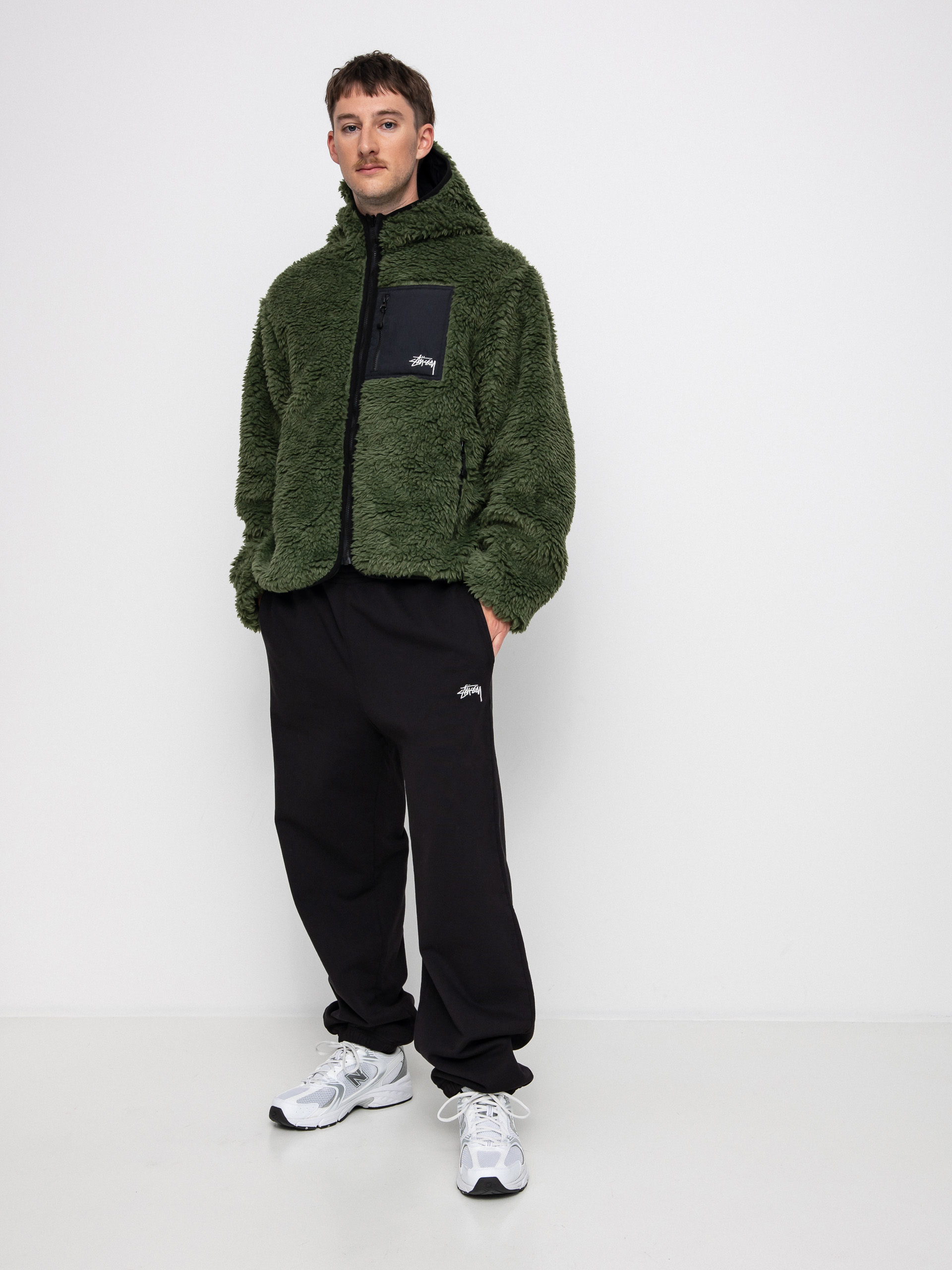 Stussy Sherpa Jacke (olive)