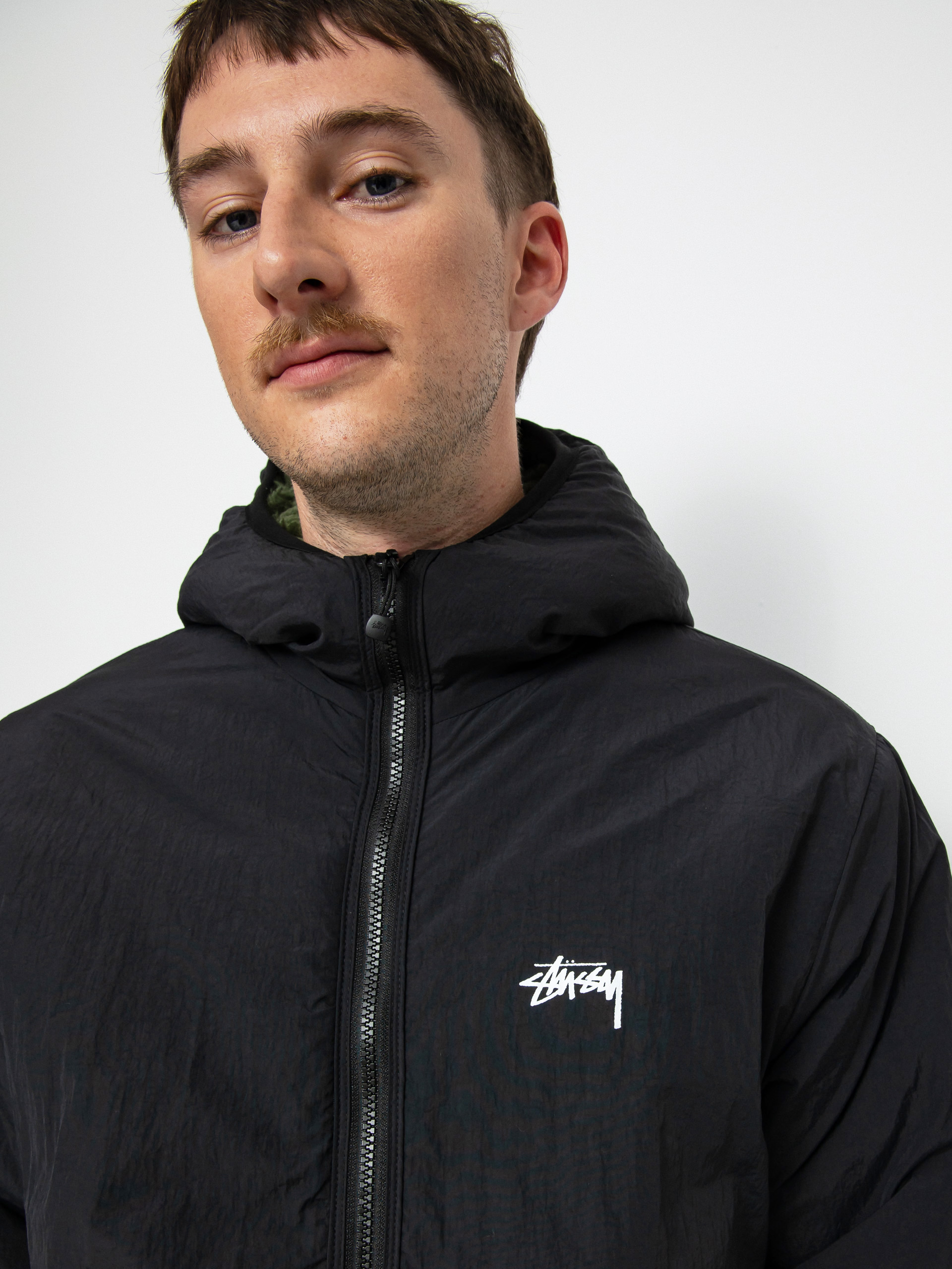 Stussy Sherpa Jacke (olive)