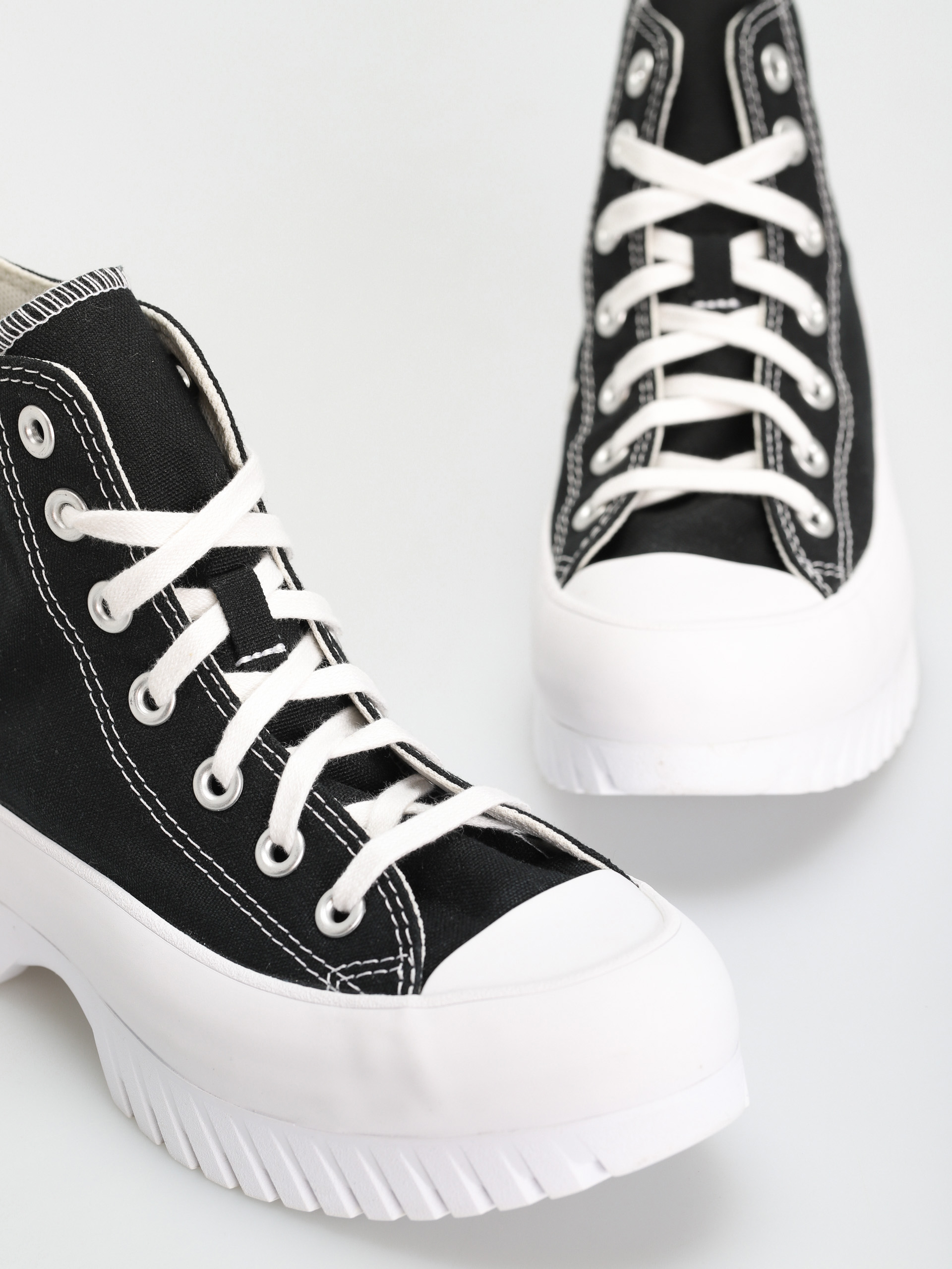 Converse Chuck Taylor All Star Lugged 2.0 Hi Shoes (black/egret/white)