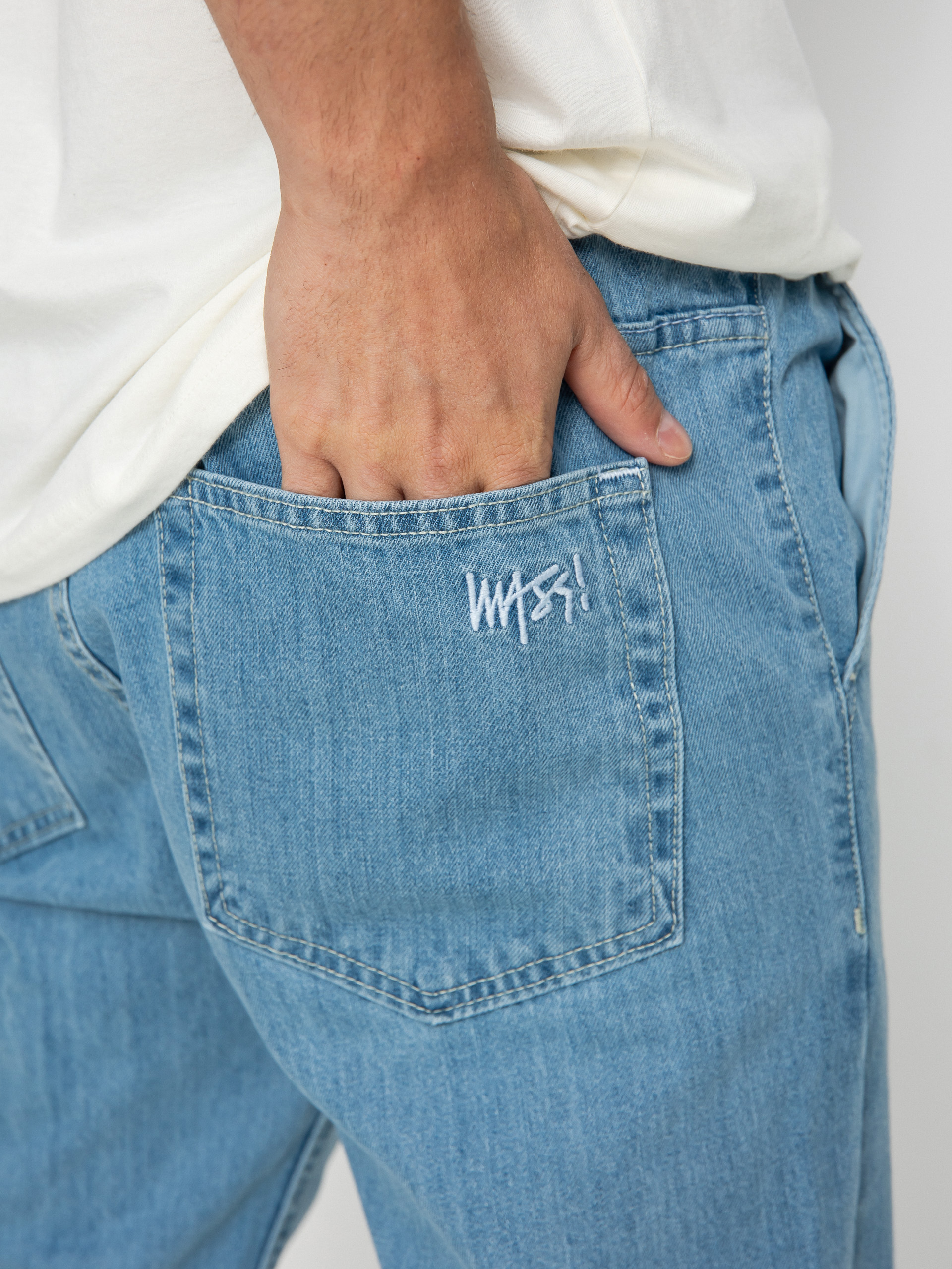 MassDnm Signature 2.0 Joggers Jeans Sneaker Fit Pants (light blue)