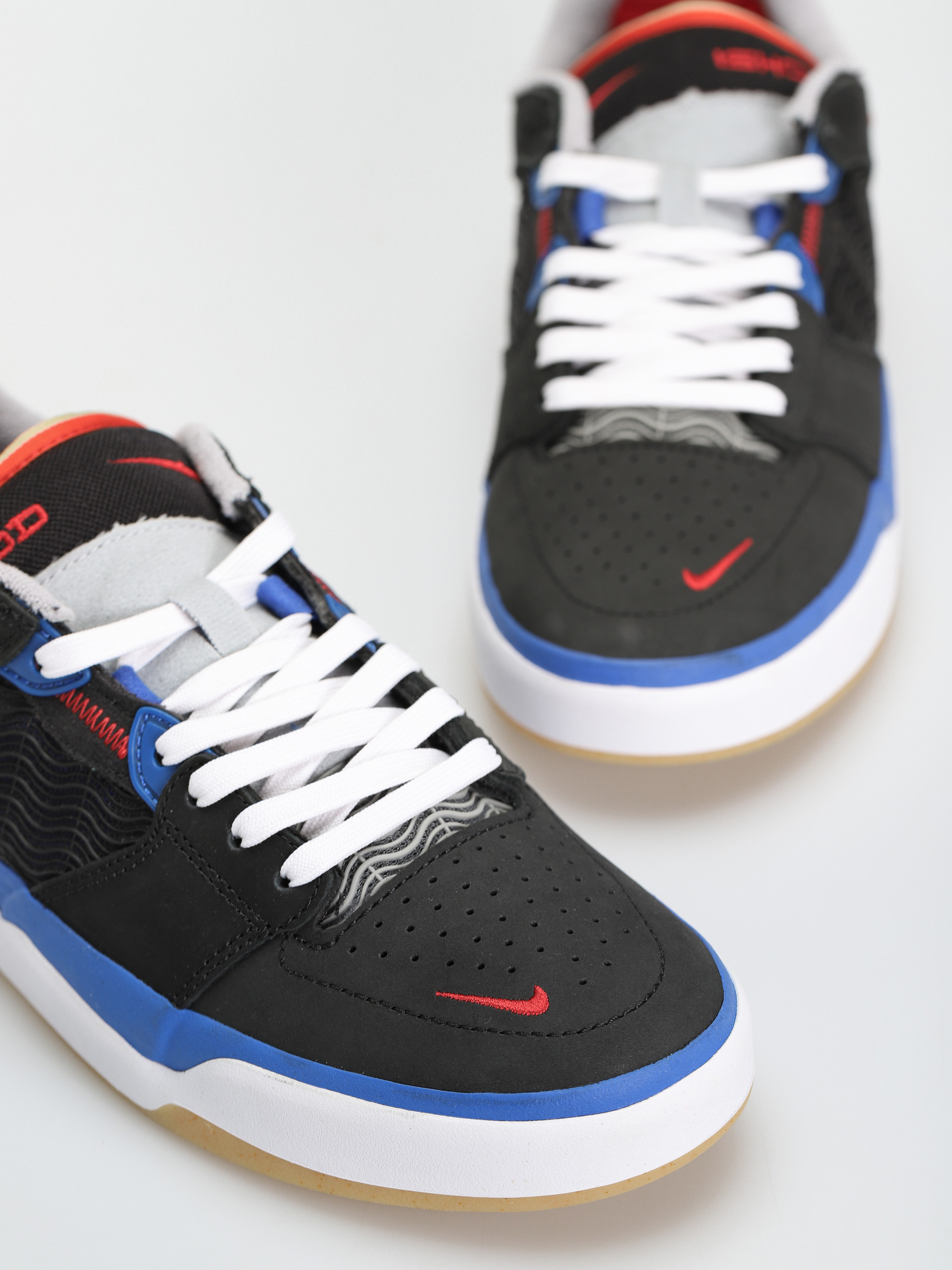 Nike SB Ishod Wair Premium Shoes (black/university red hyper royal)