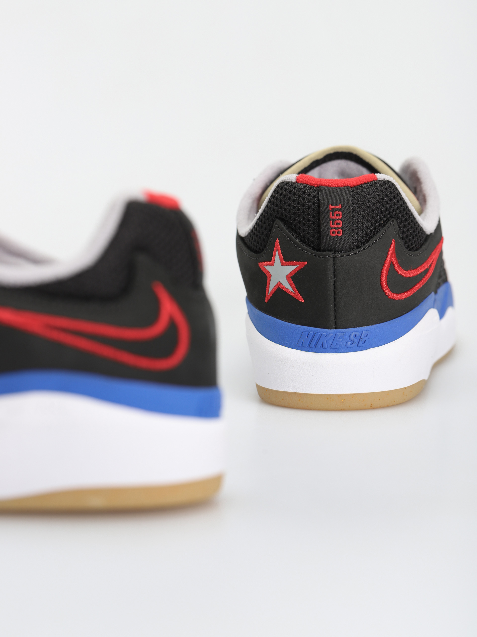 Nike SB Ishod Wair Premium Shoes (black/university red hyper royal)