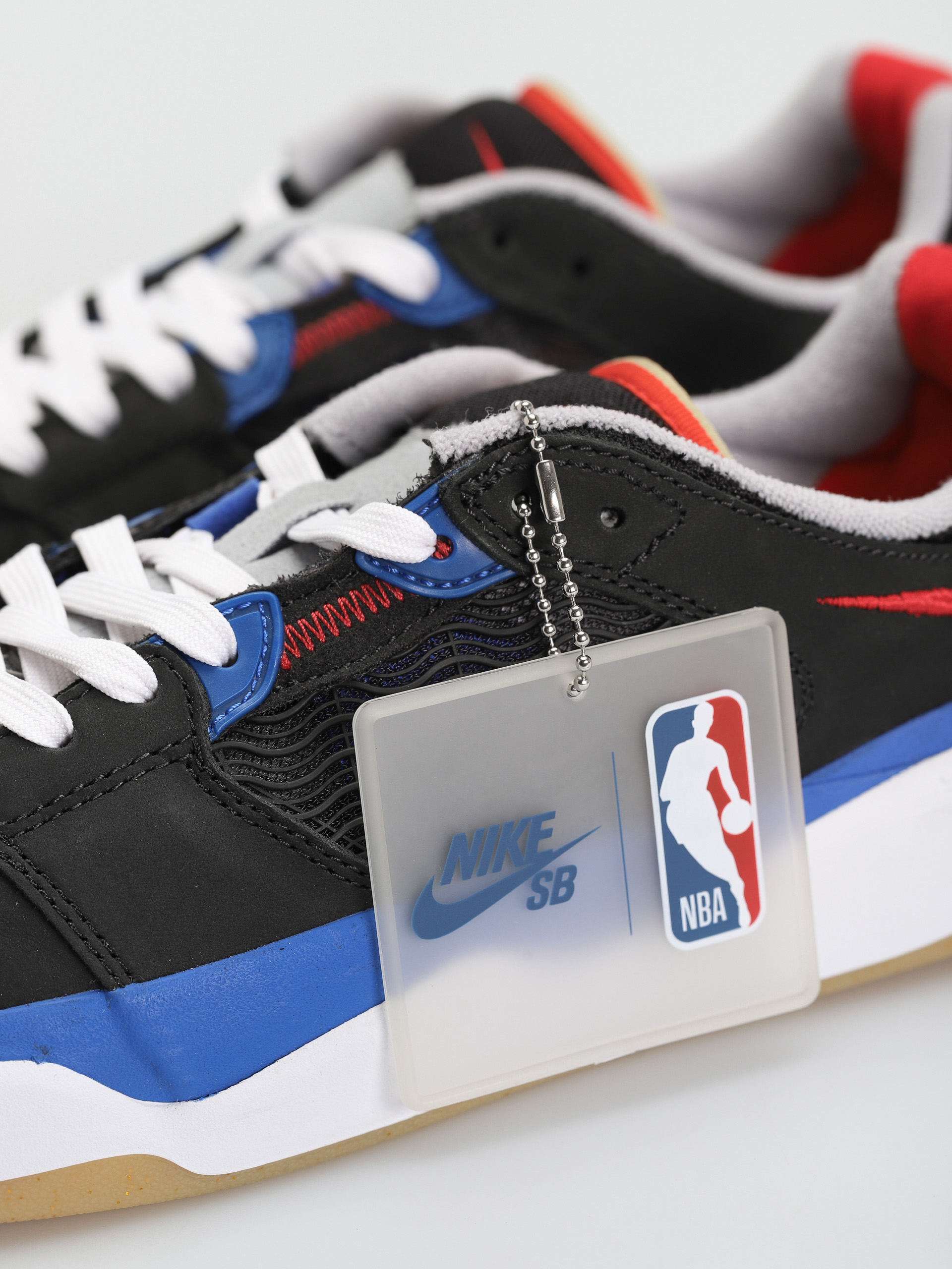 Nike SB Ishod Wair Premium Shoes (black/university red hyper royal)