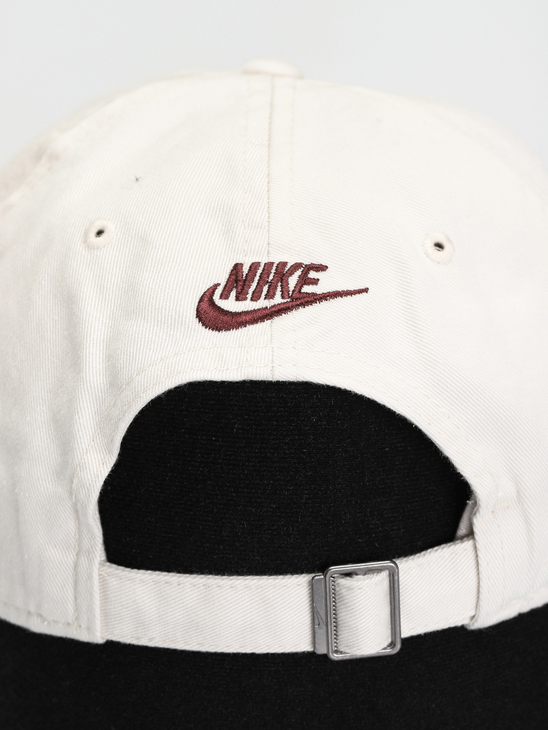 Nike SB Heritage86 Cap (phantom/burgundy crush)