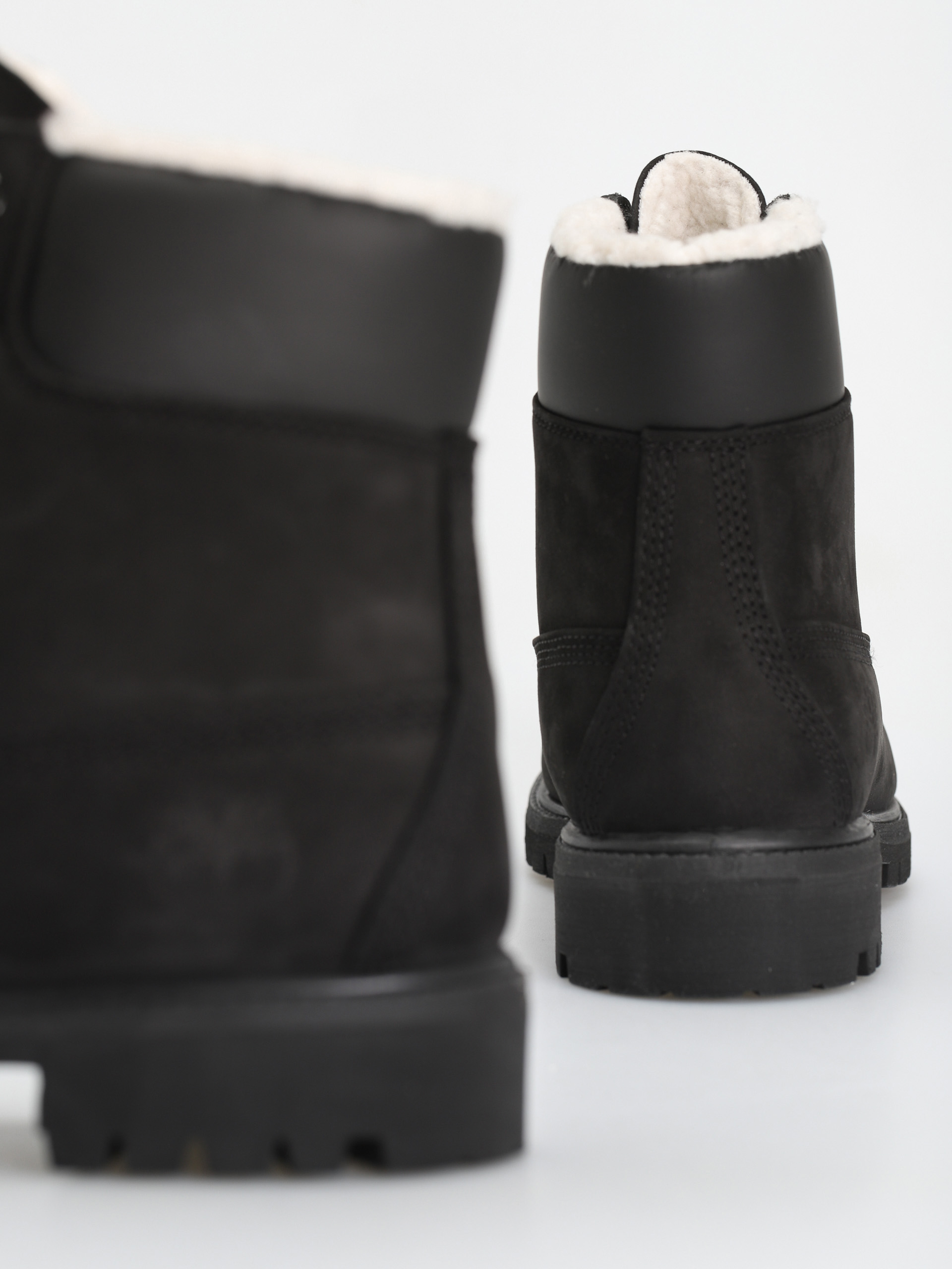 Timberland 6 In Premium Fur/Warm Lin Shoes (black nubuck/red)