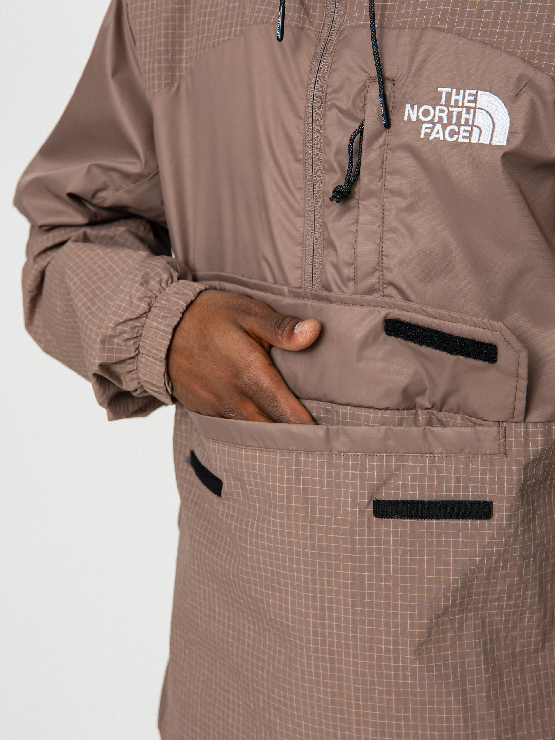 The North Face Convin Anorak Jacket (deep taupe)