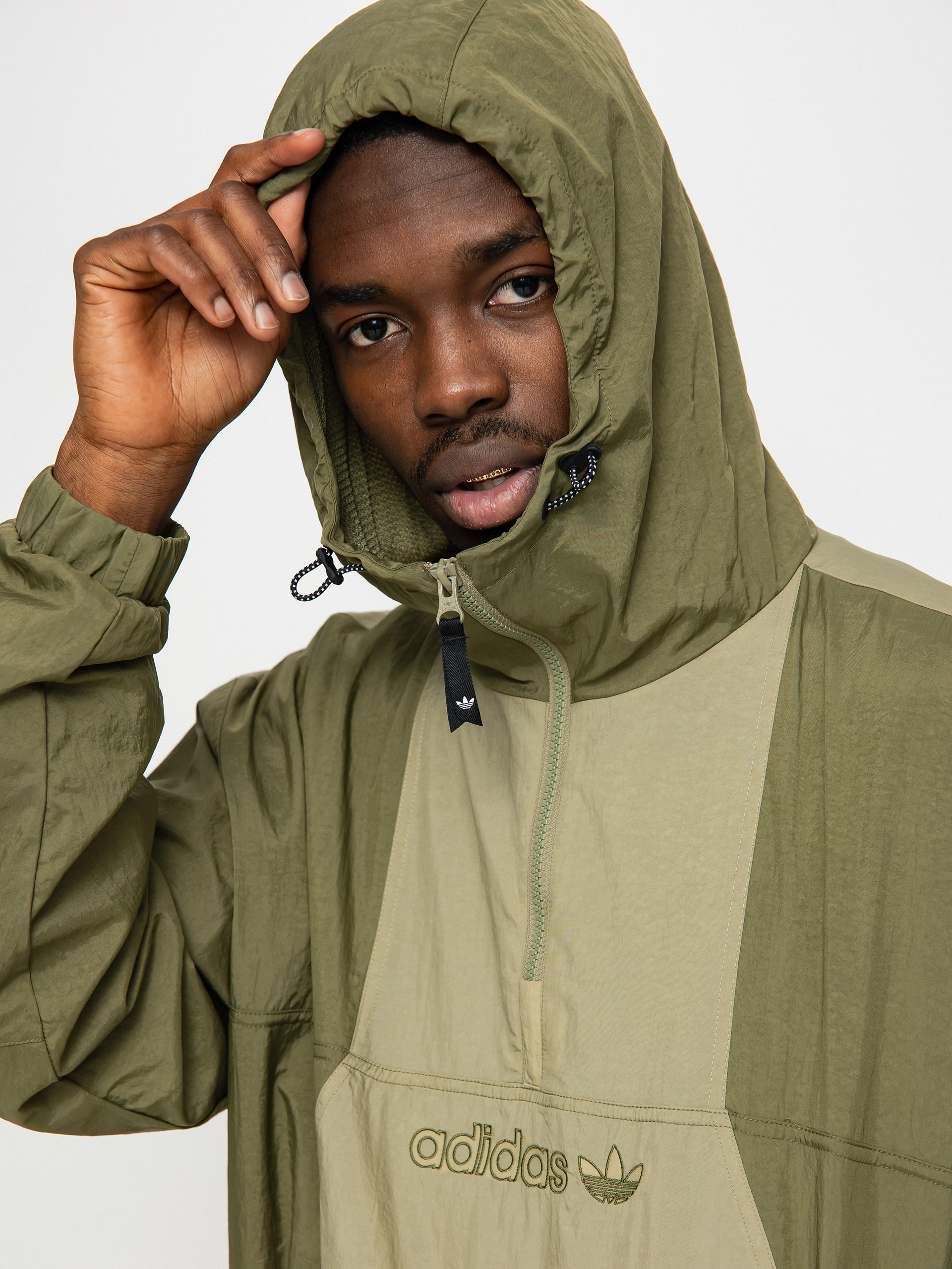 adidas Anorak Wndbrkr Jacket (focoli/orbgrn/orbgrn)