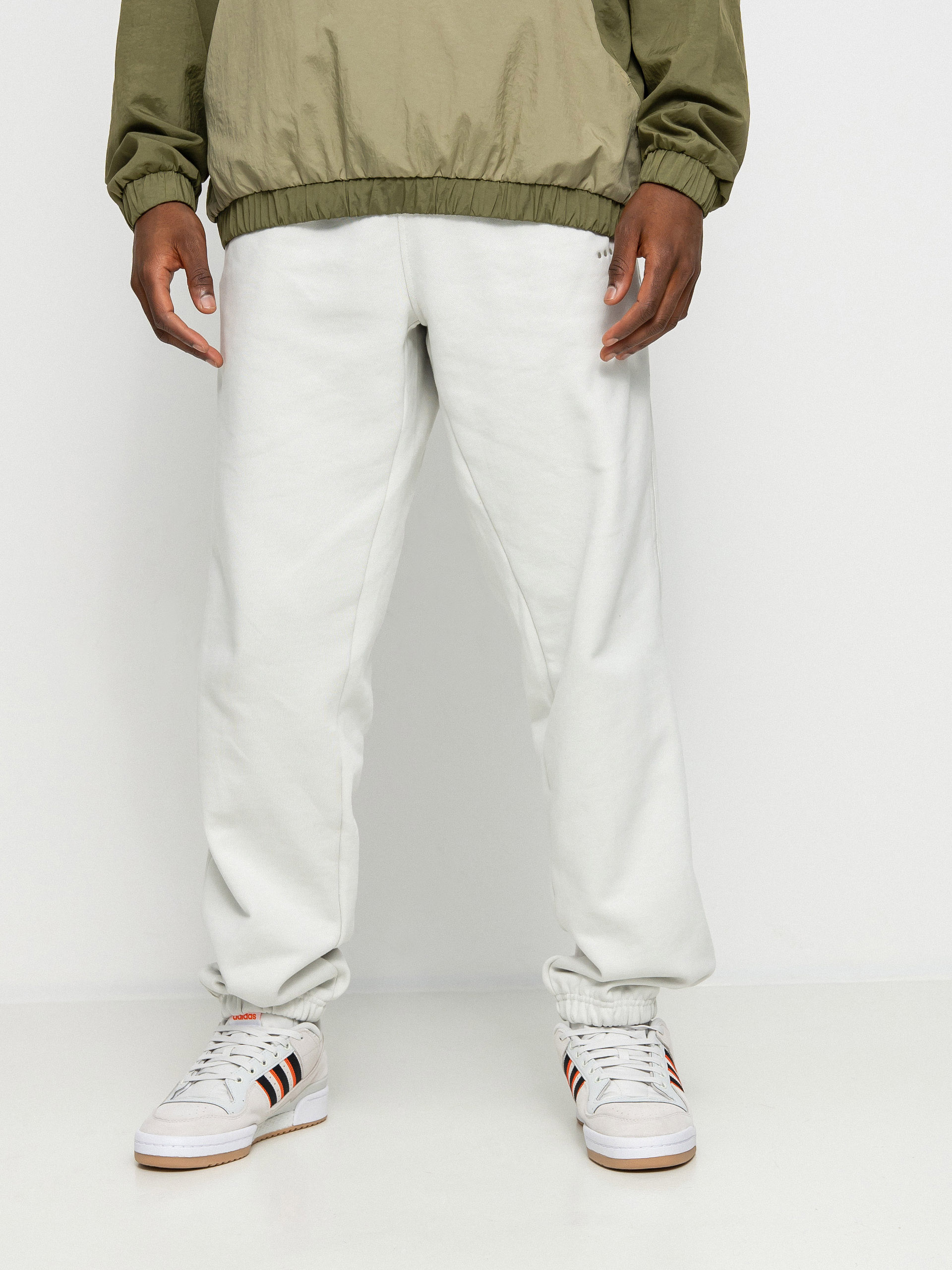 adidas Originals Ess Logo Pants (orbgry)
