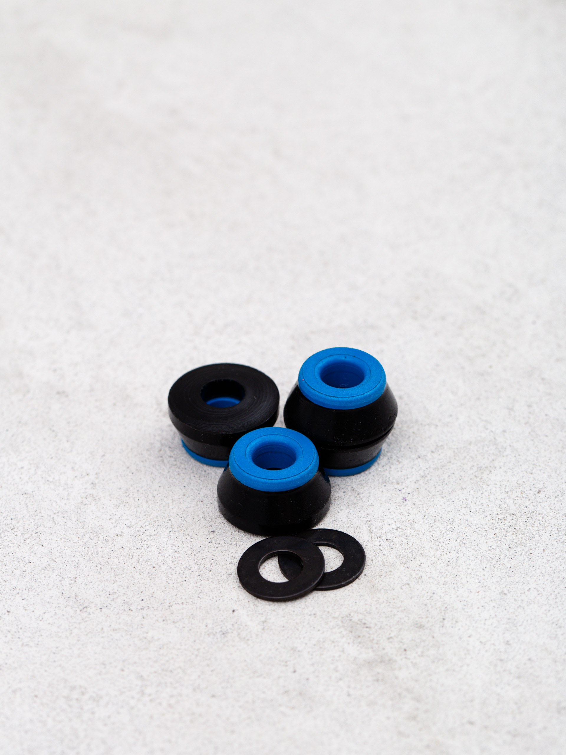 Bones Hardcore Bushings Soft Lenkgummis (black/blue)