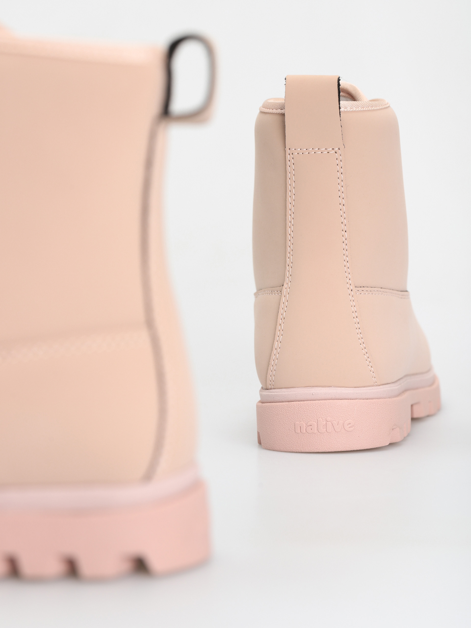 Native Johnny Treklite Winter shoes (chameleon pink/chameleon pink/resort pink)