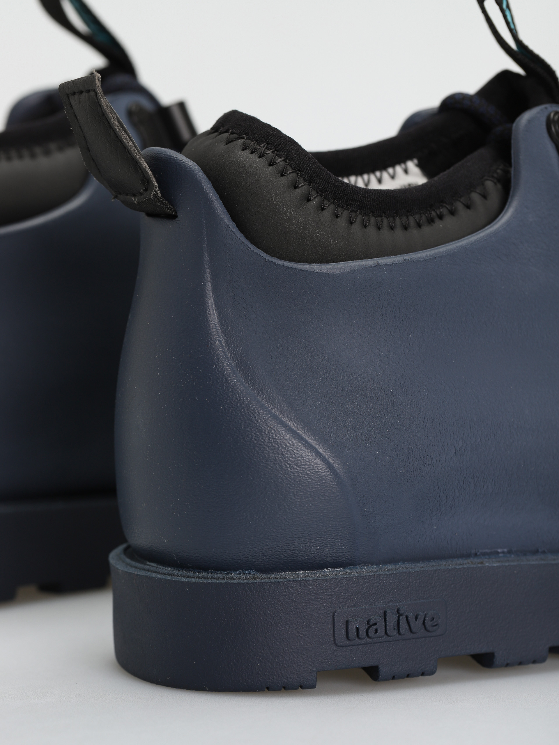 Native Fitzsimmons Citylite Winter shoes (dress blue/insight blue/jiffy black insight blue laces)