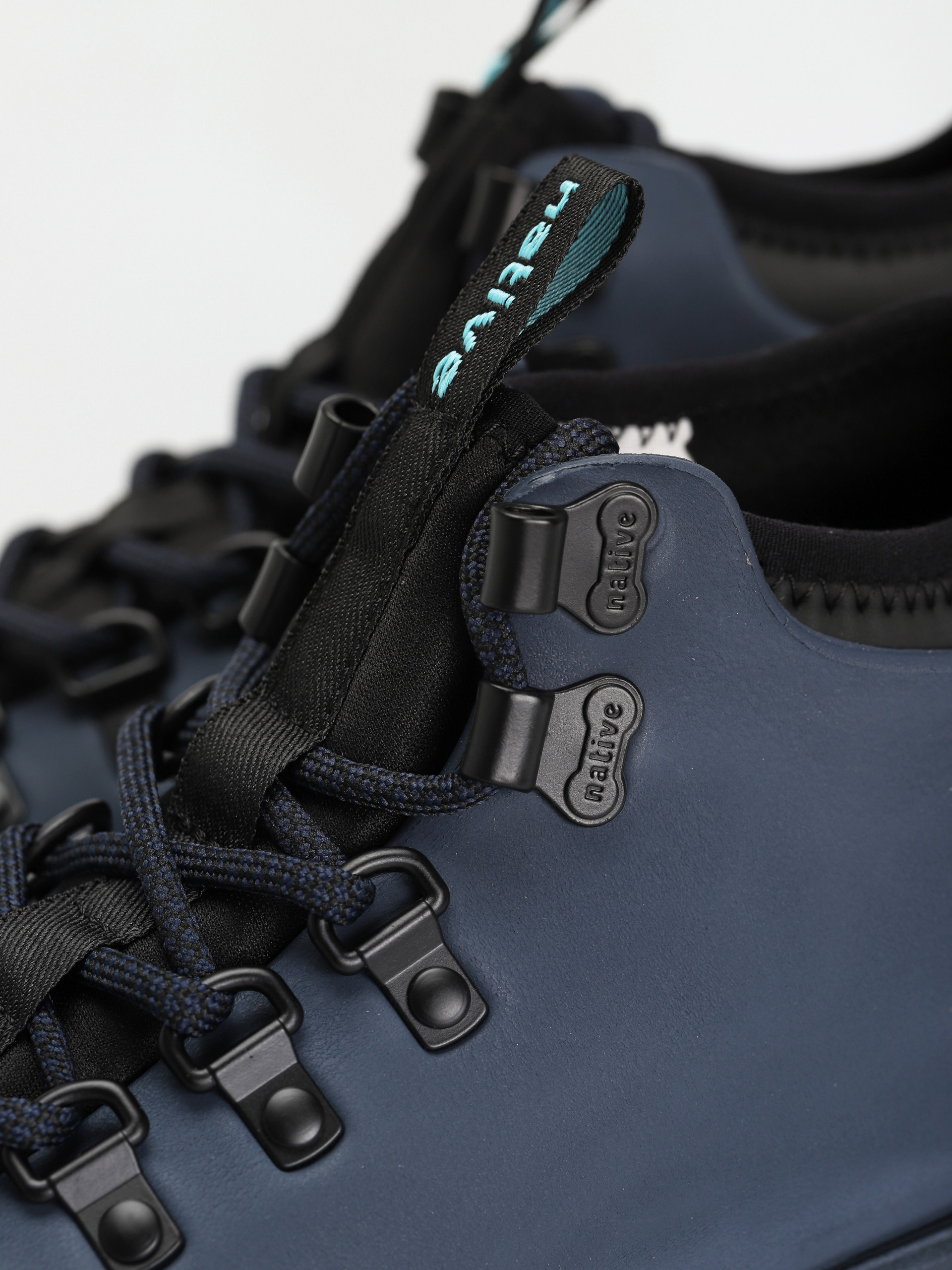 Native Fitzsimmons Citylite Winter shoes (dress blue/insight blue/jiffy black insight blue laces)